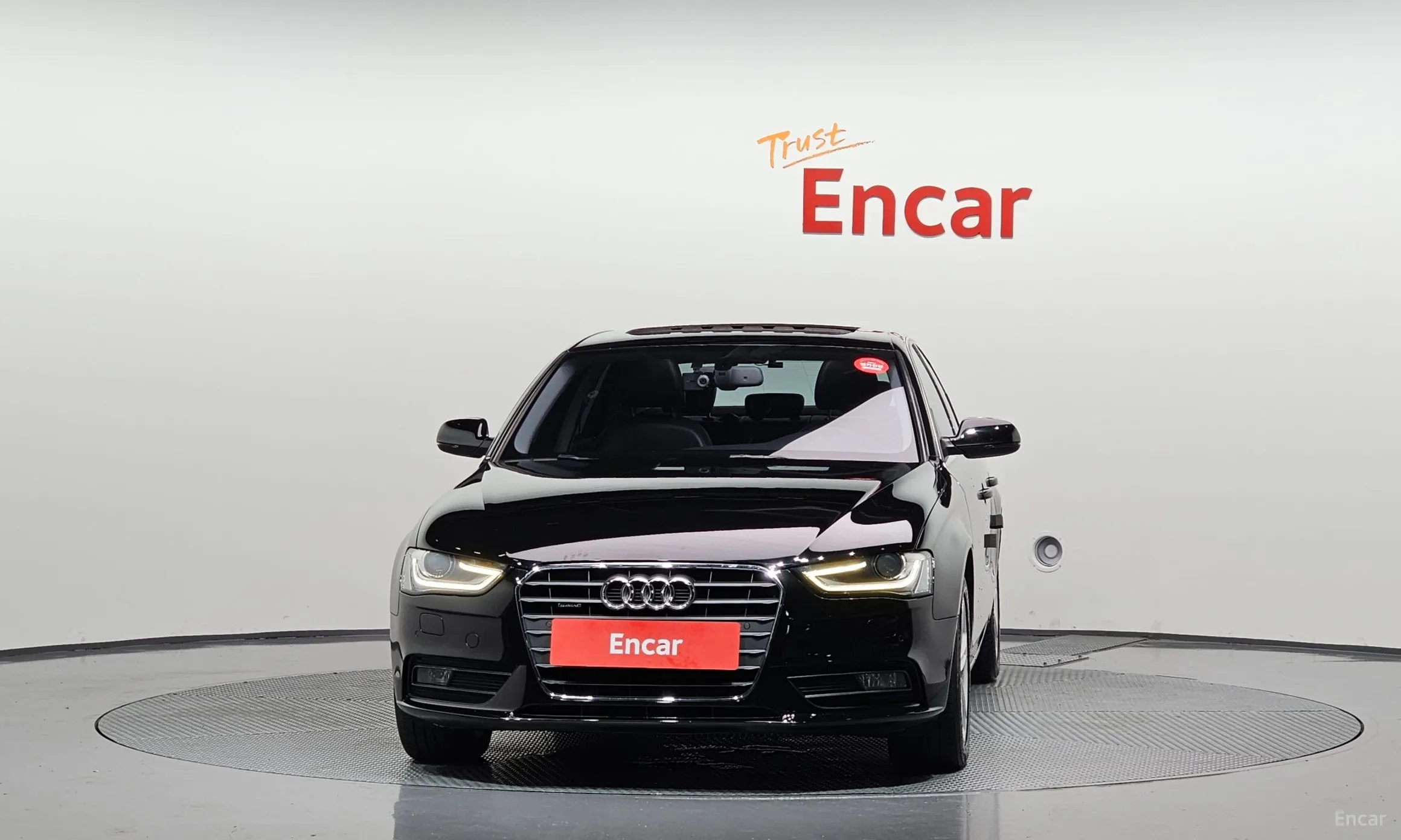 Audi New A4 превью 3