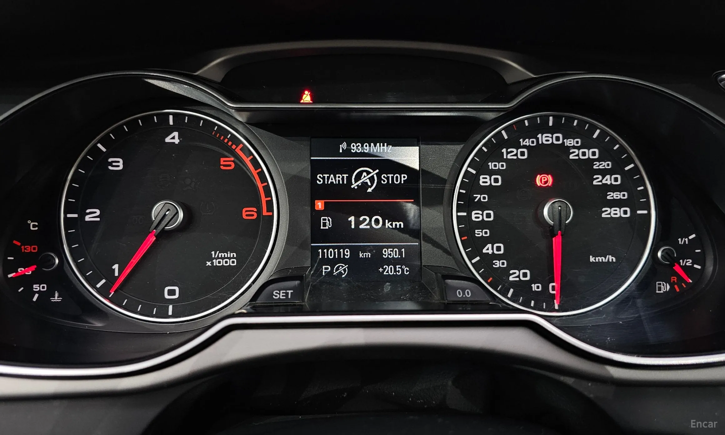 Audi New A4 превью 8