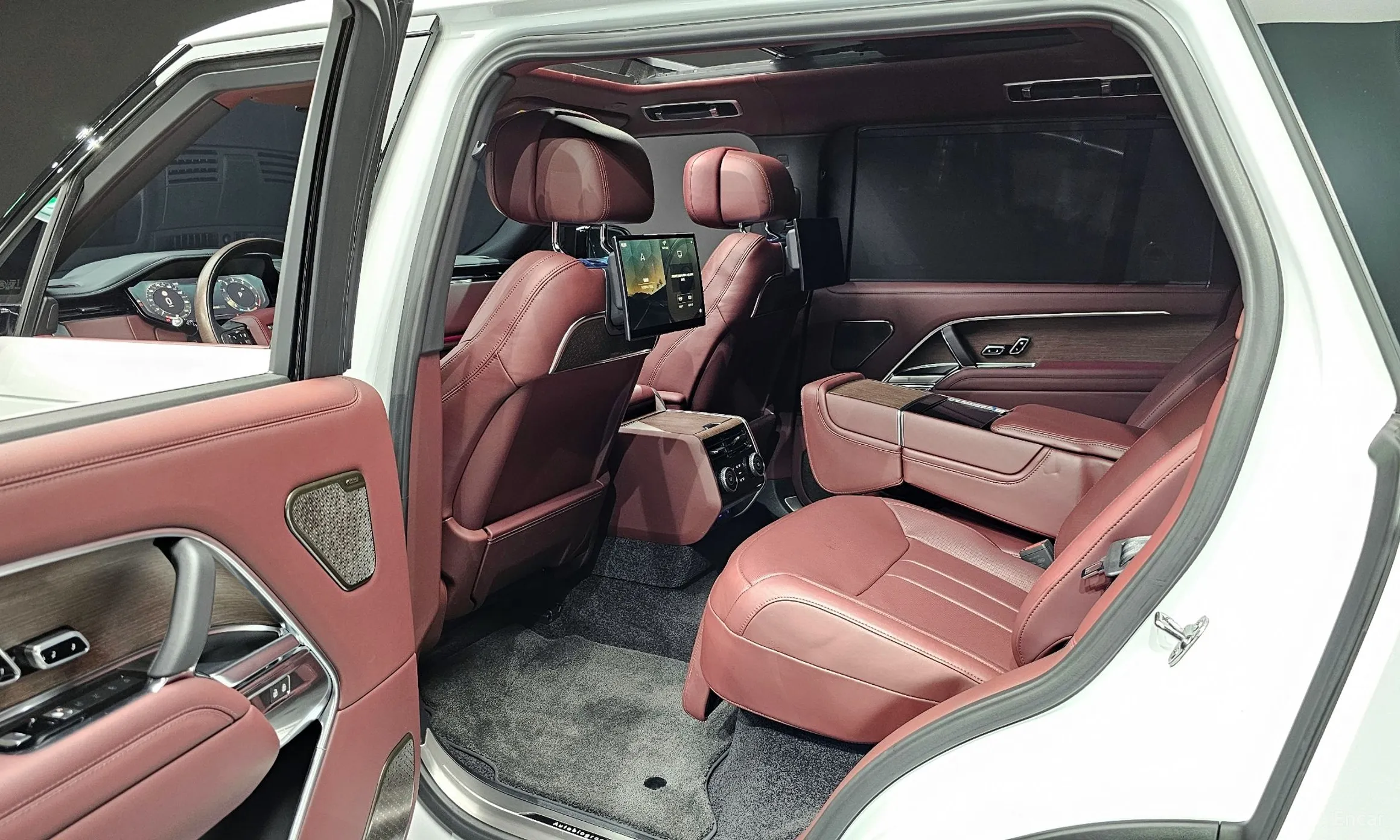 Land Rover Range Rover 5th Generation превью 12