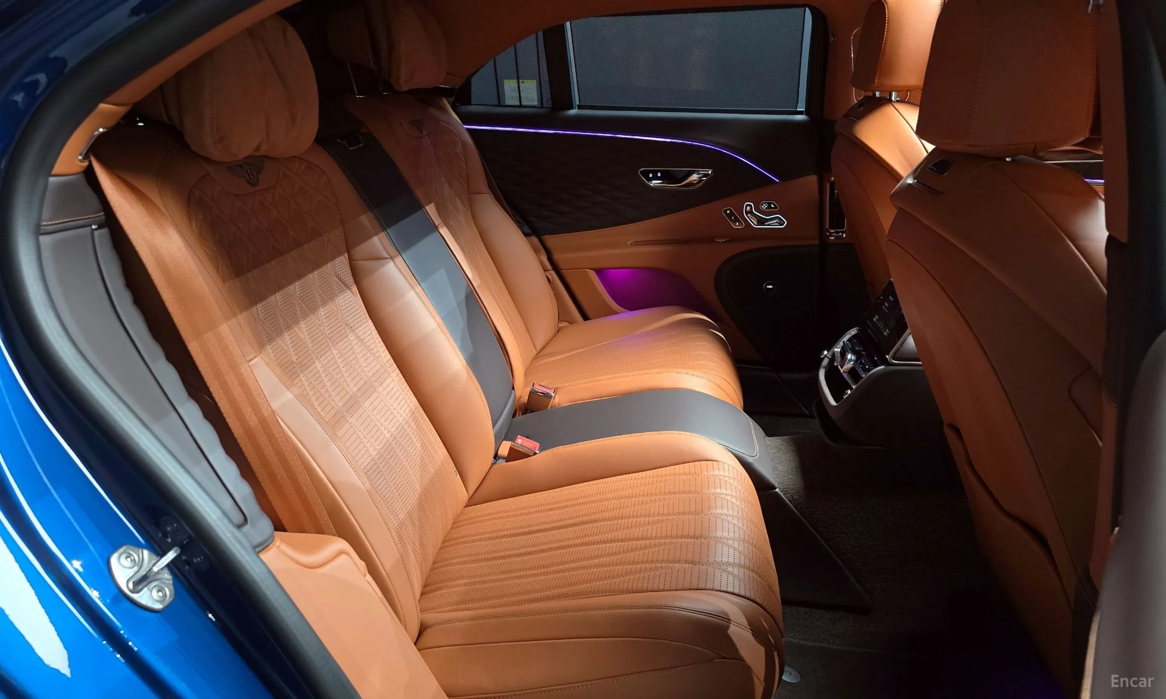 Bentley Flying Spur 3rd Generation превью 12
