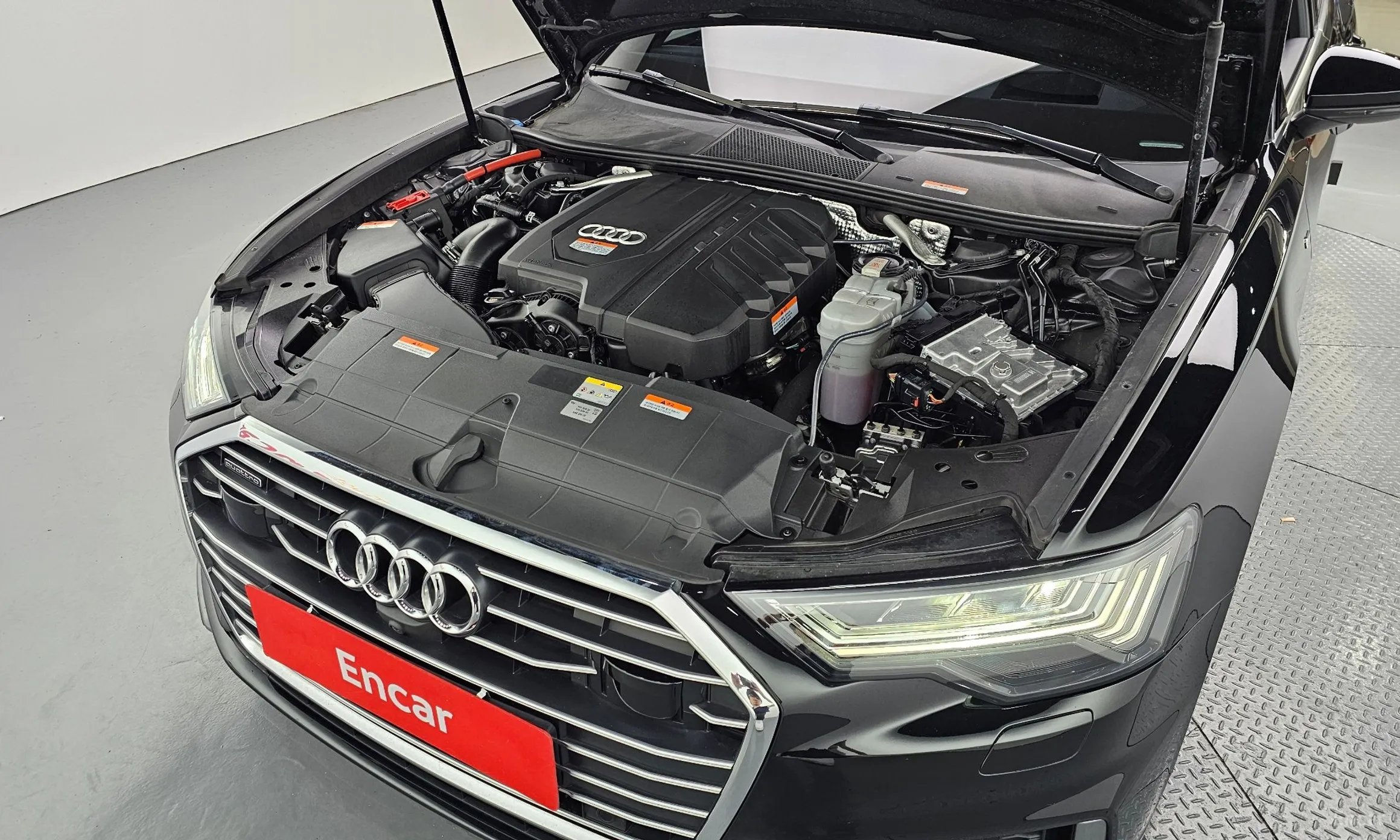 Audi A6 (C8) превью 6