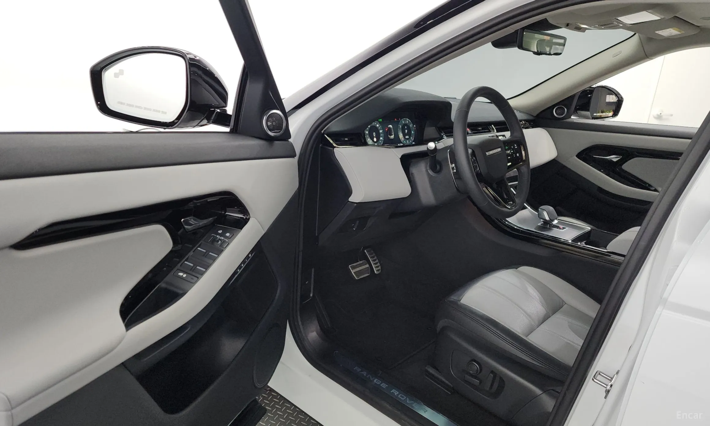 Land Rover Range Rover Evoque 2nd Generation превью 10