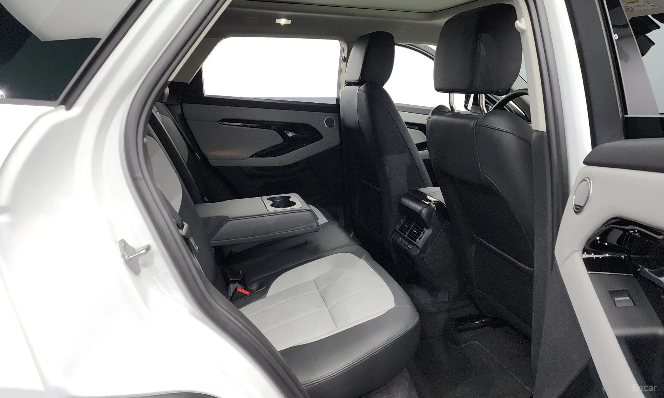 Land Rover Range Rover Evoque 2nd Generation превью 12
