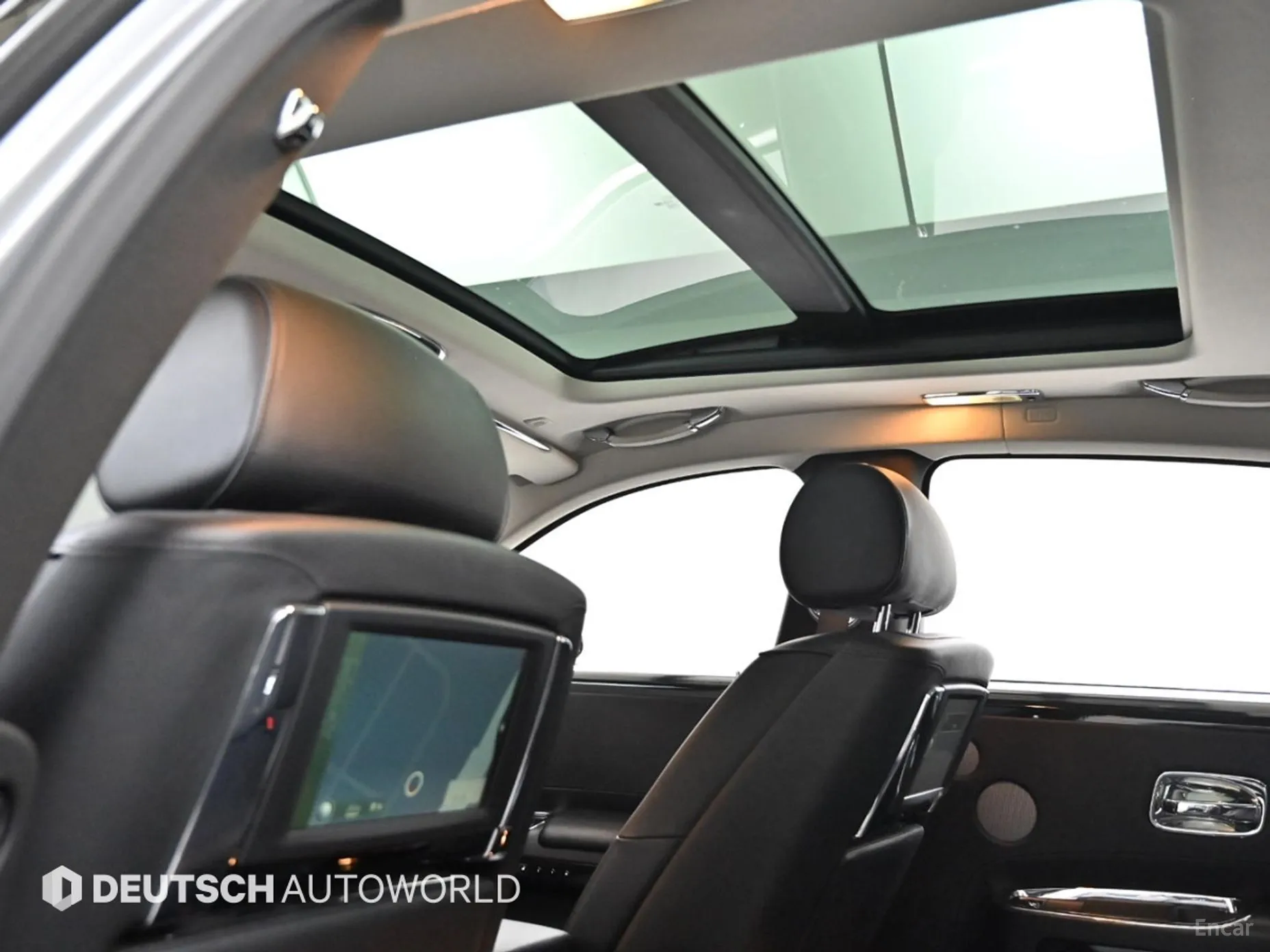 Rolls-Royce Ghost превью 18