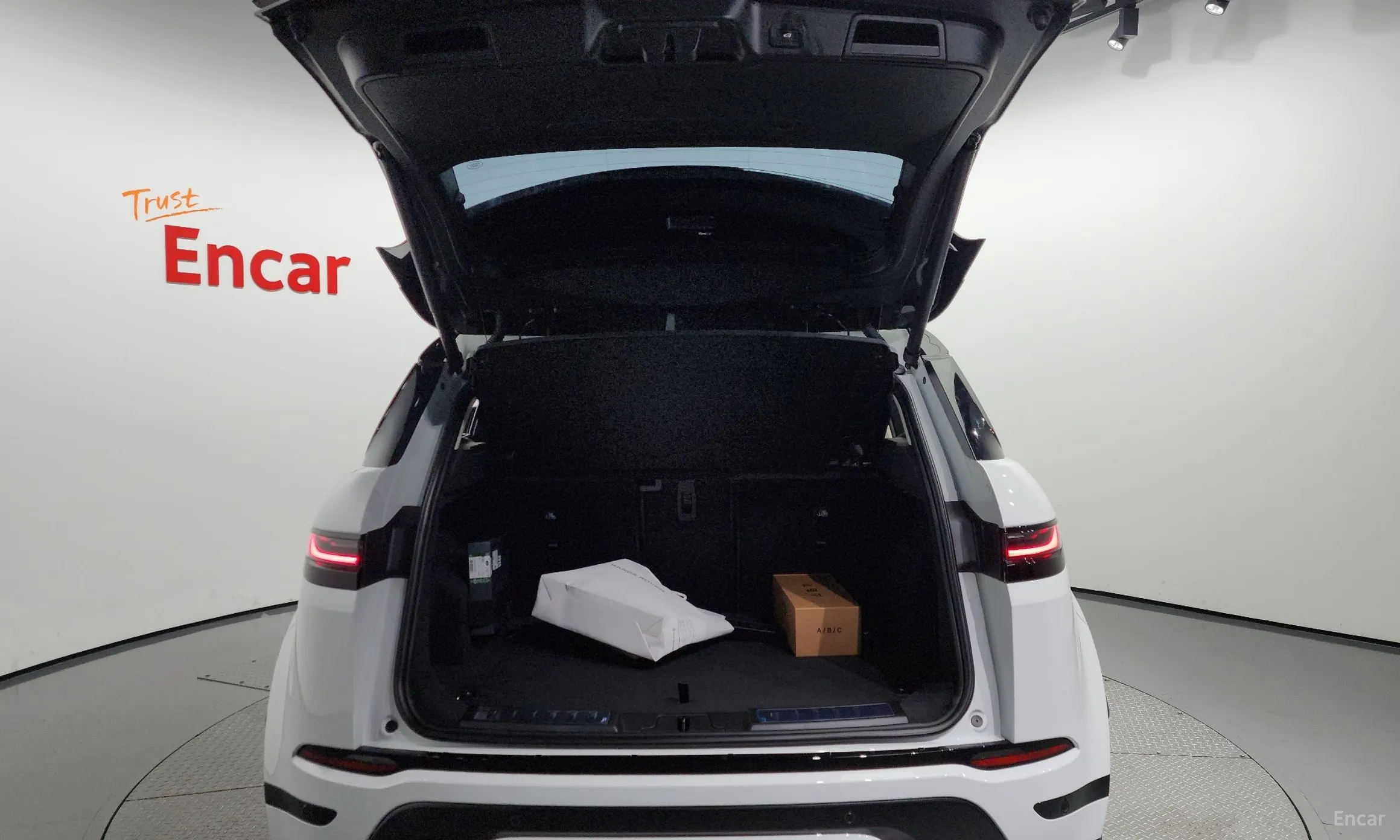 Land Rover Range Rover Evoque 2nd Generation превью 20