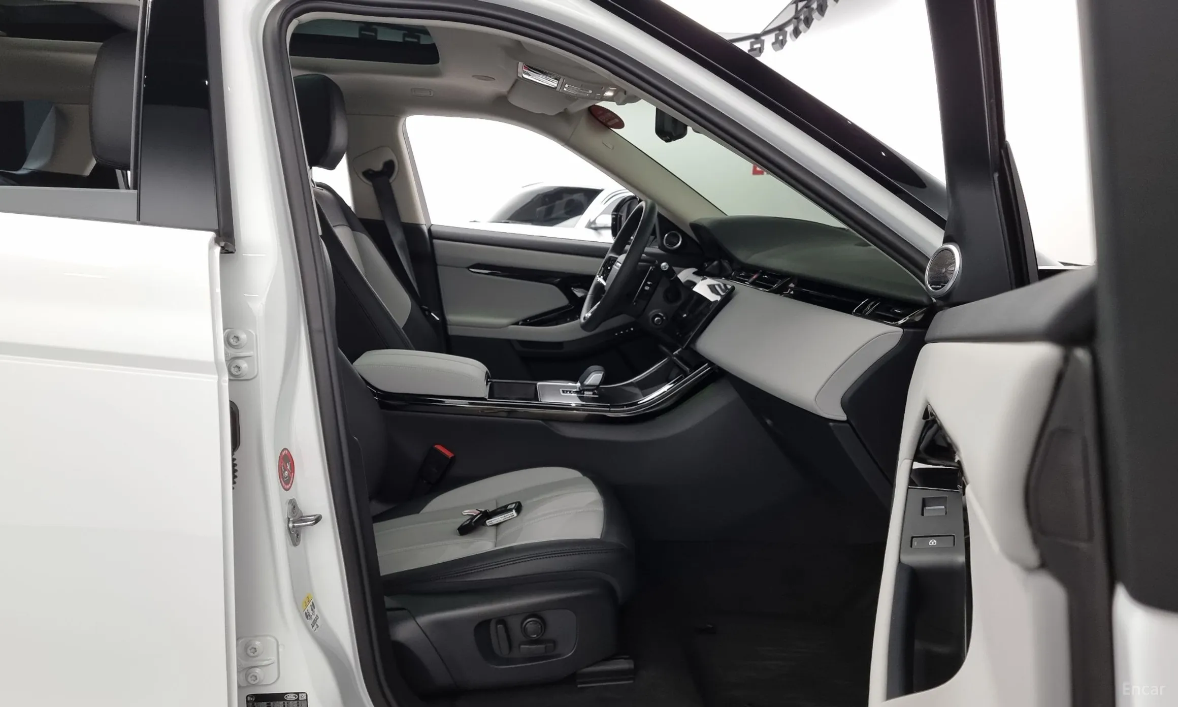 Land Rover Range Rover Evoque 2nd Generation превью 11