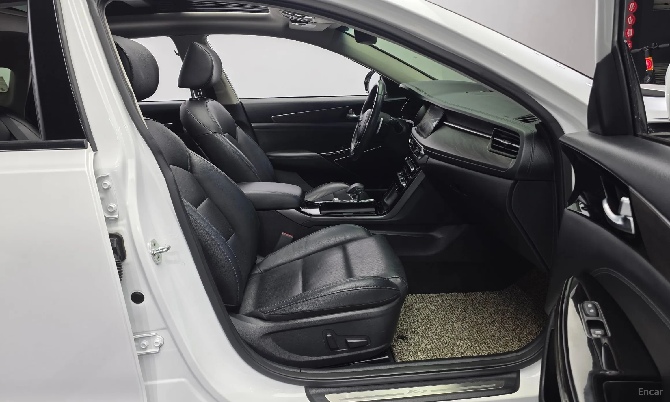 Kia K7 Premier превью 10