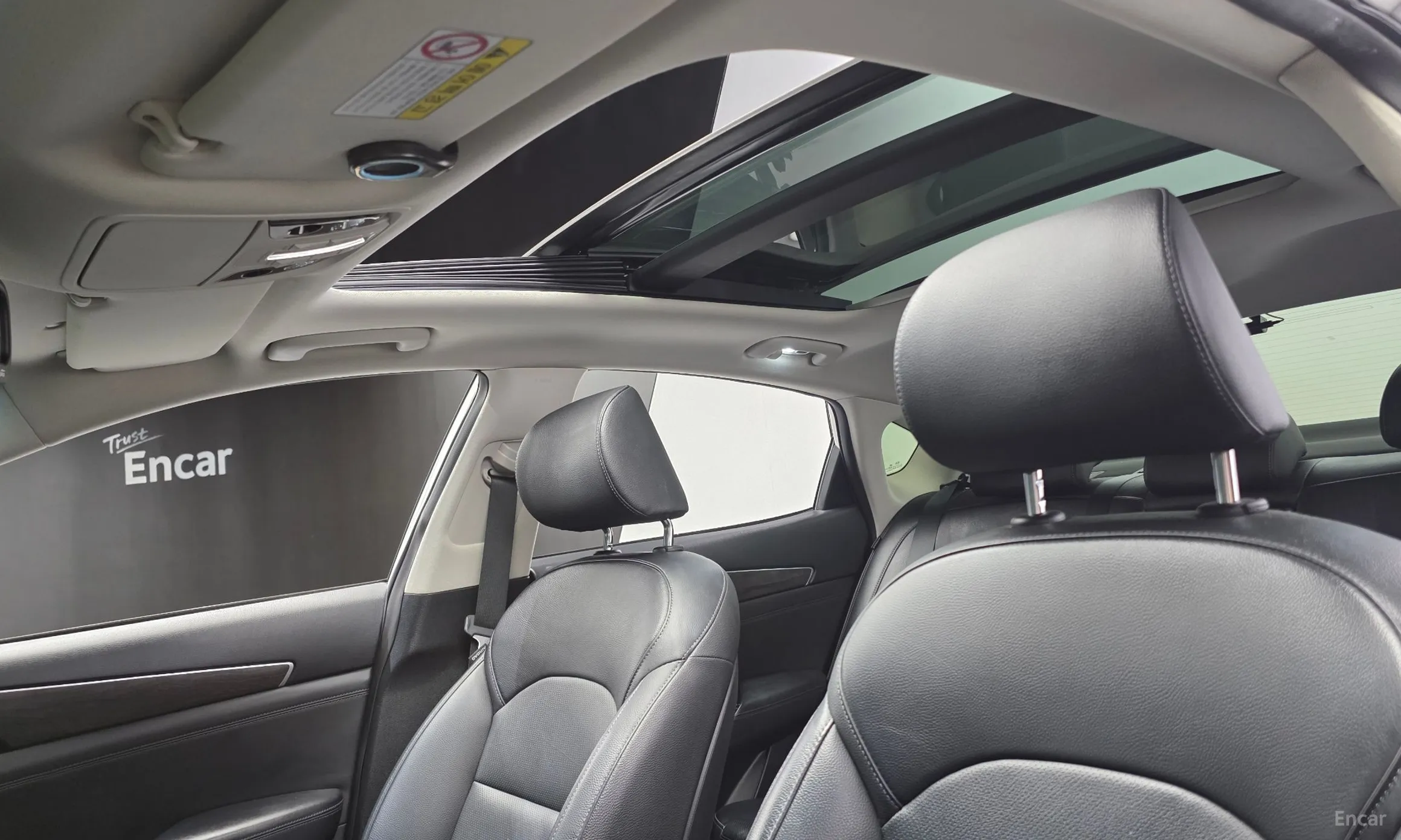 Kia K7 Premier превью 19