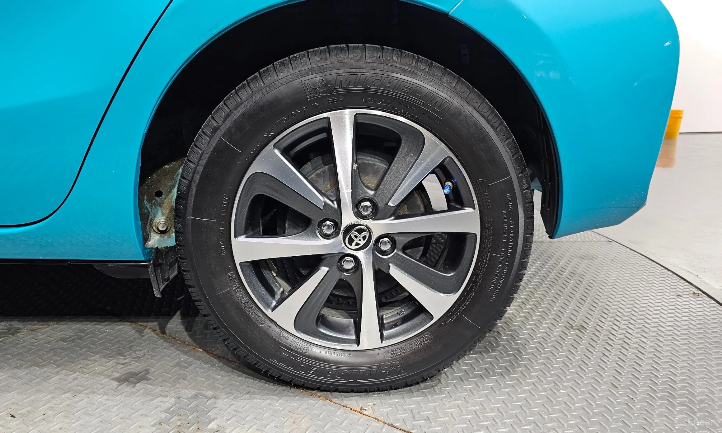 Toyota Prius C превью 5