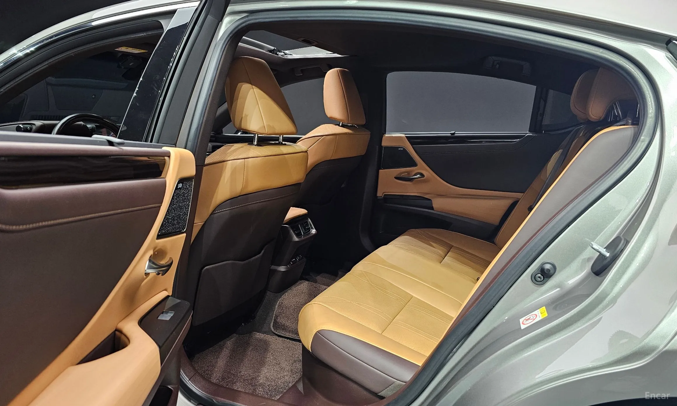 Lexus ES300h 7th Generation превью 12
