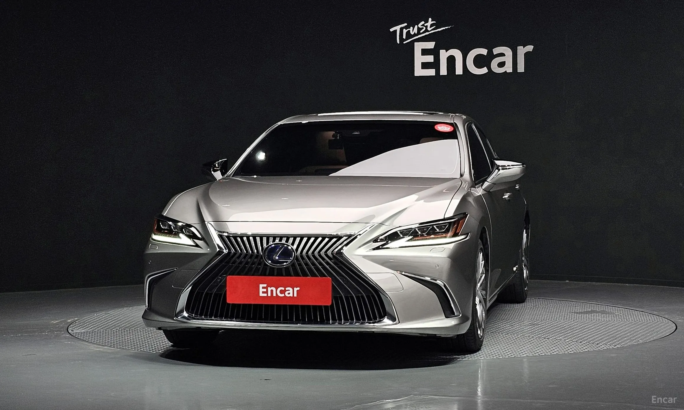 Lexus ES300h 7th Generation превью 3