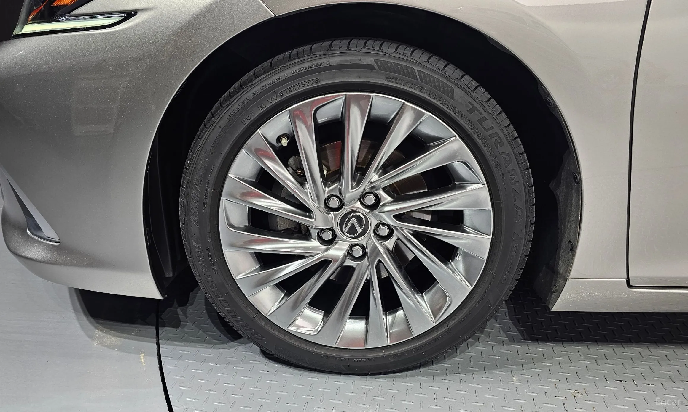 Lexus ES300h 7th Generation превью 5