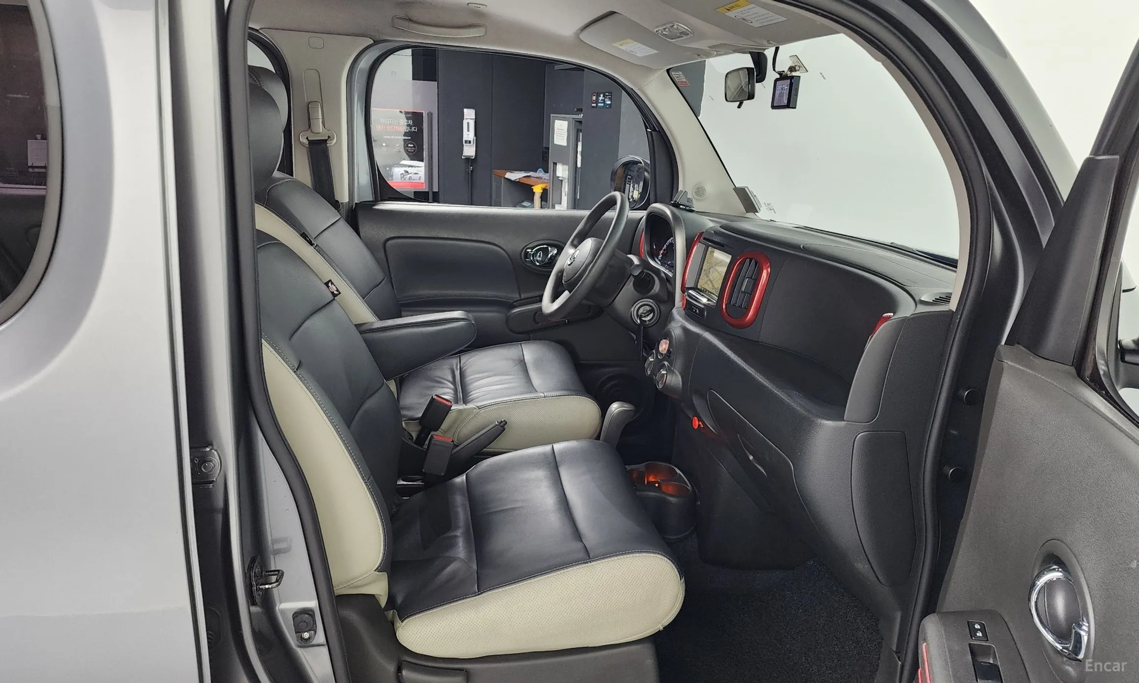 Nissan Cube превью 11