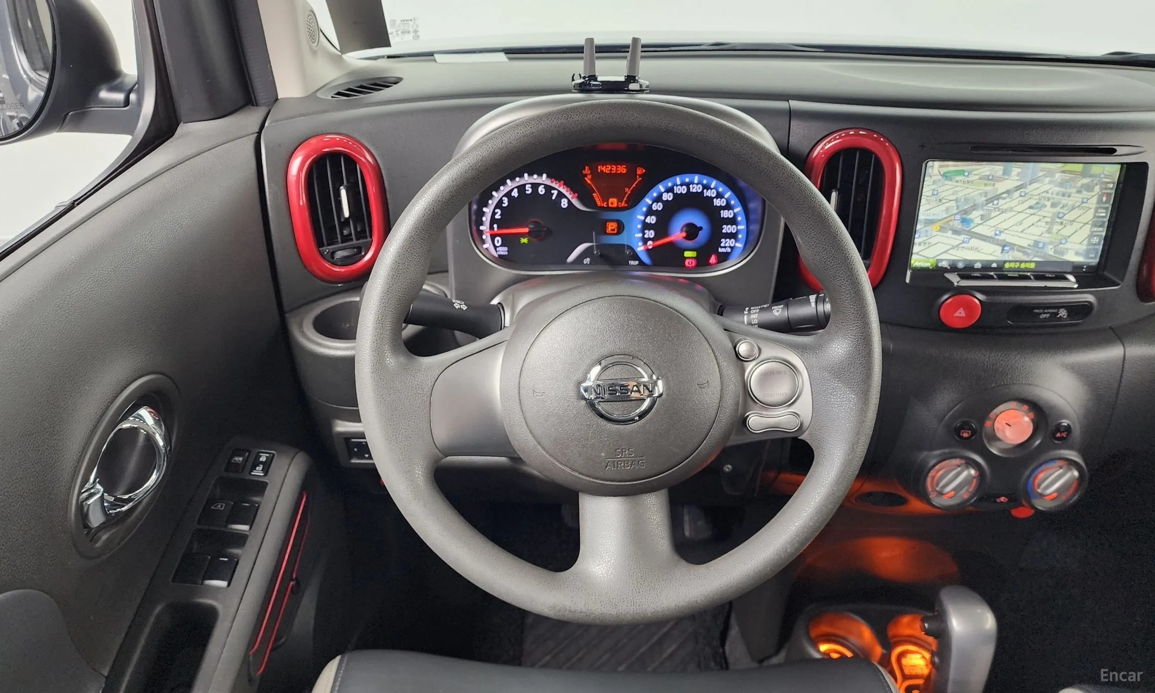 Nissan Cube превью 13