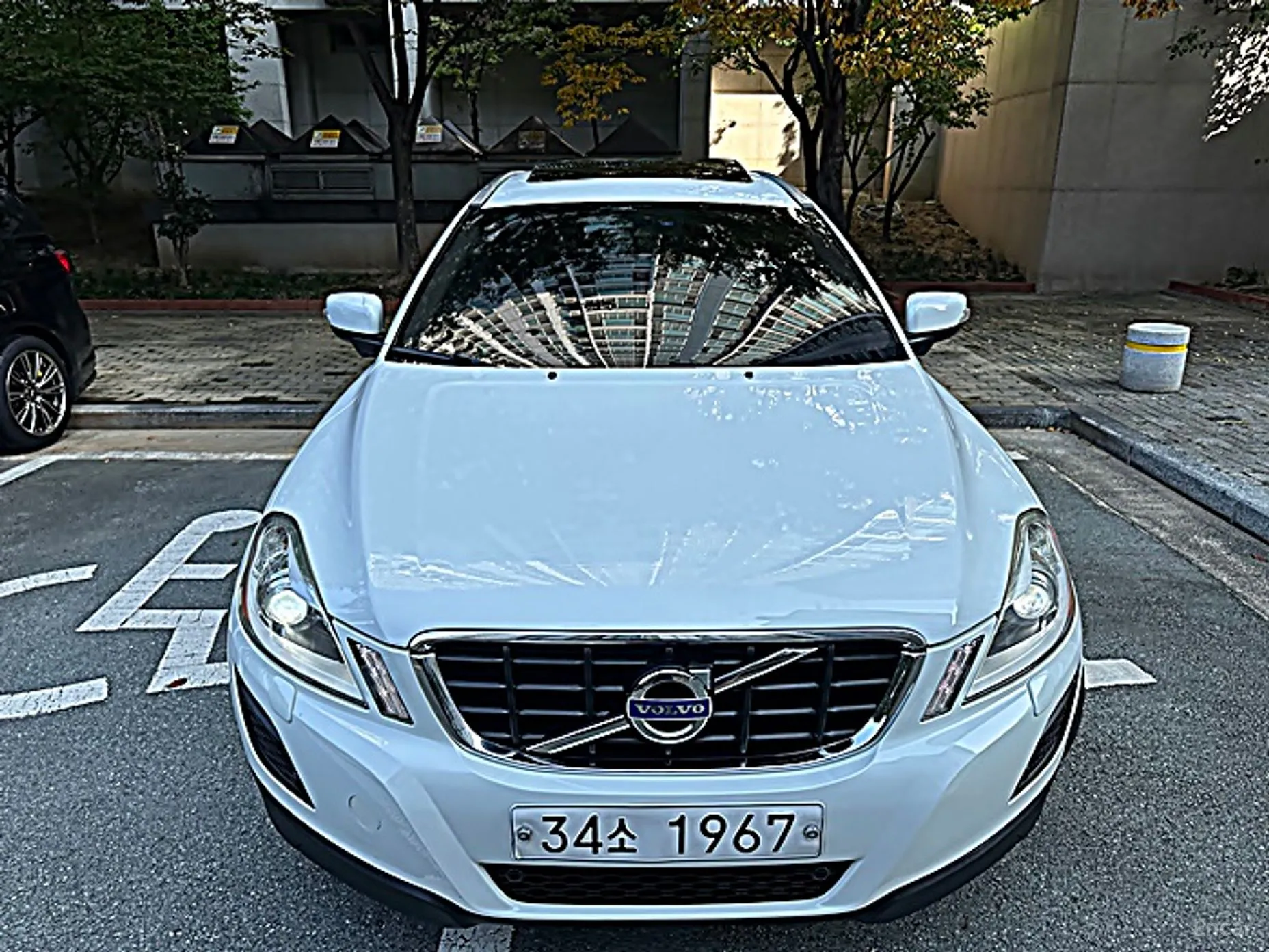 Volvo XC60 превью 3