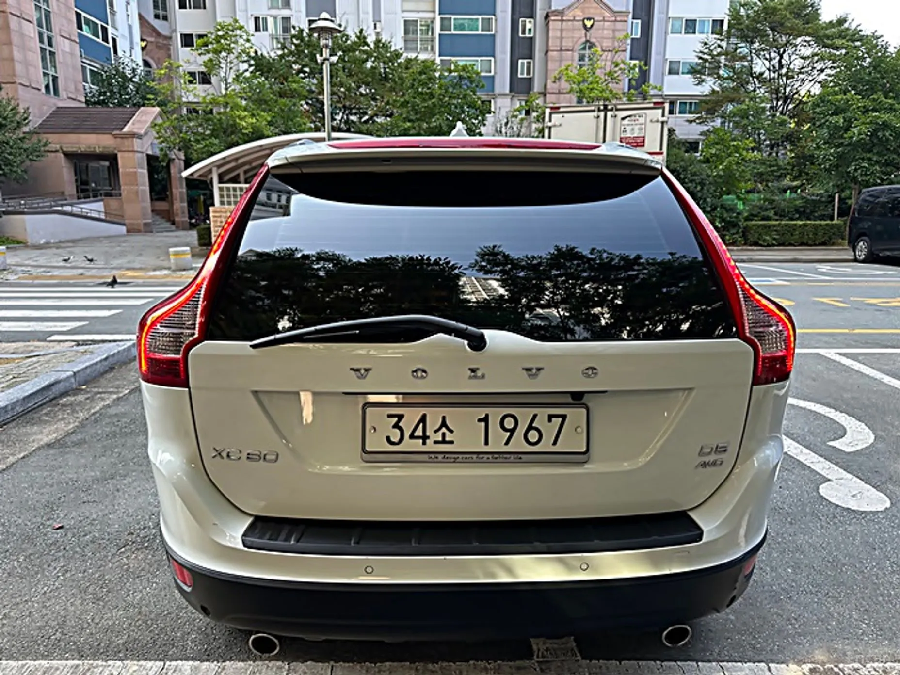 Volvo XC60 превью 4