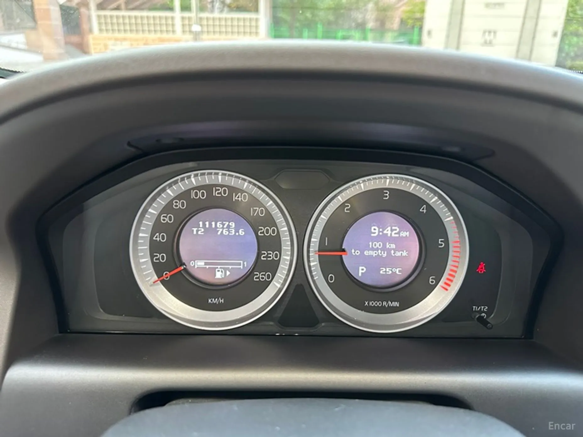 Volvo XC60 превью 8