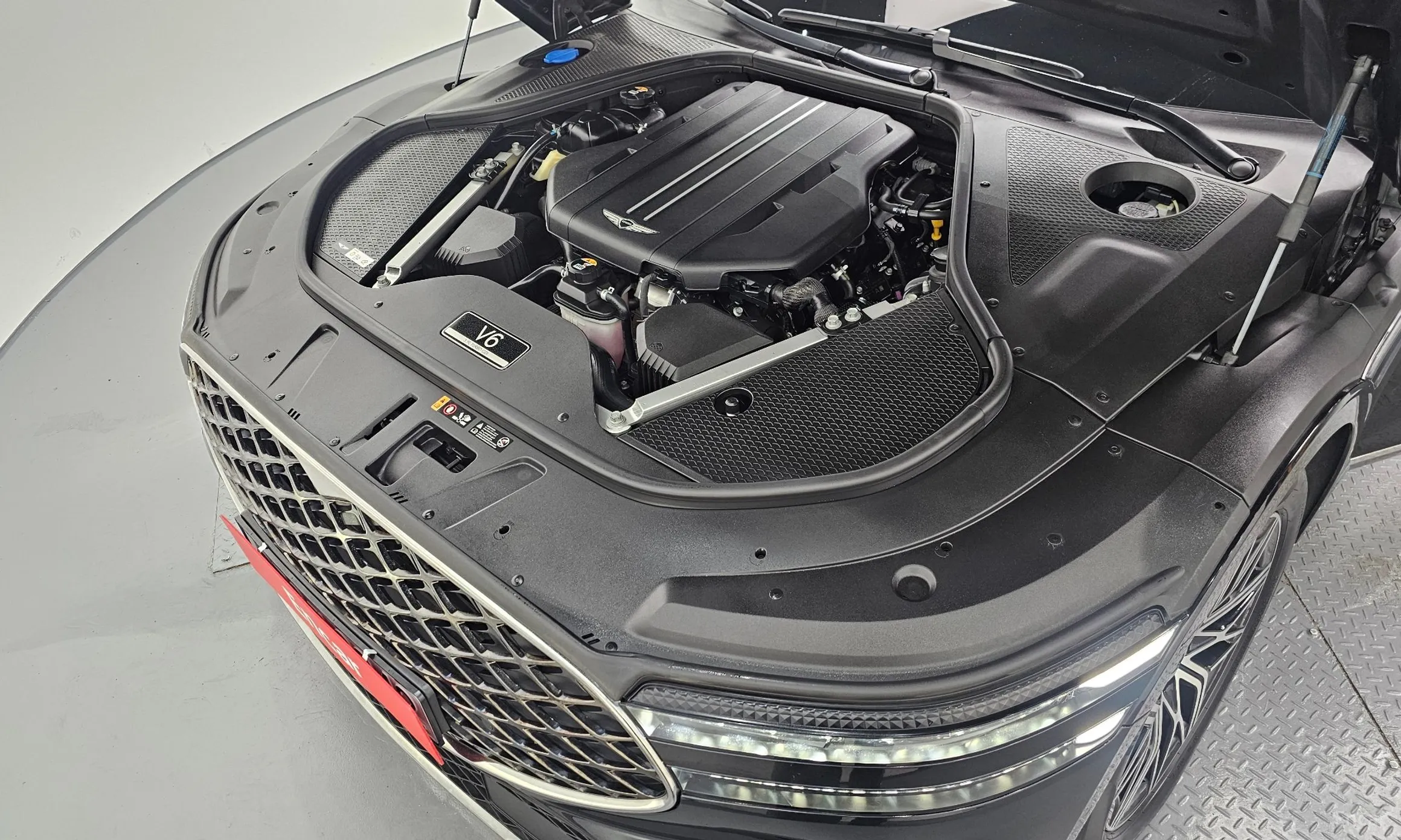 Genesis G90 (RS4) превью 6
