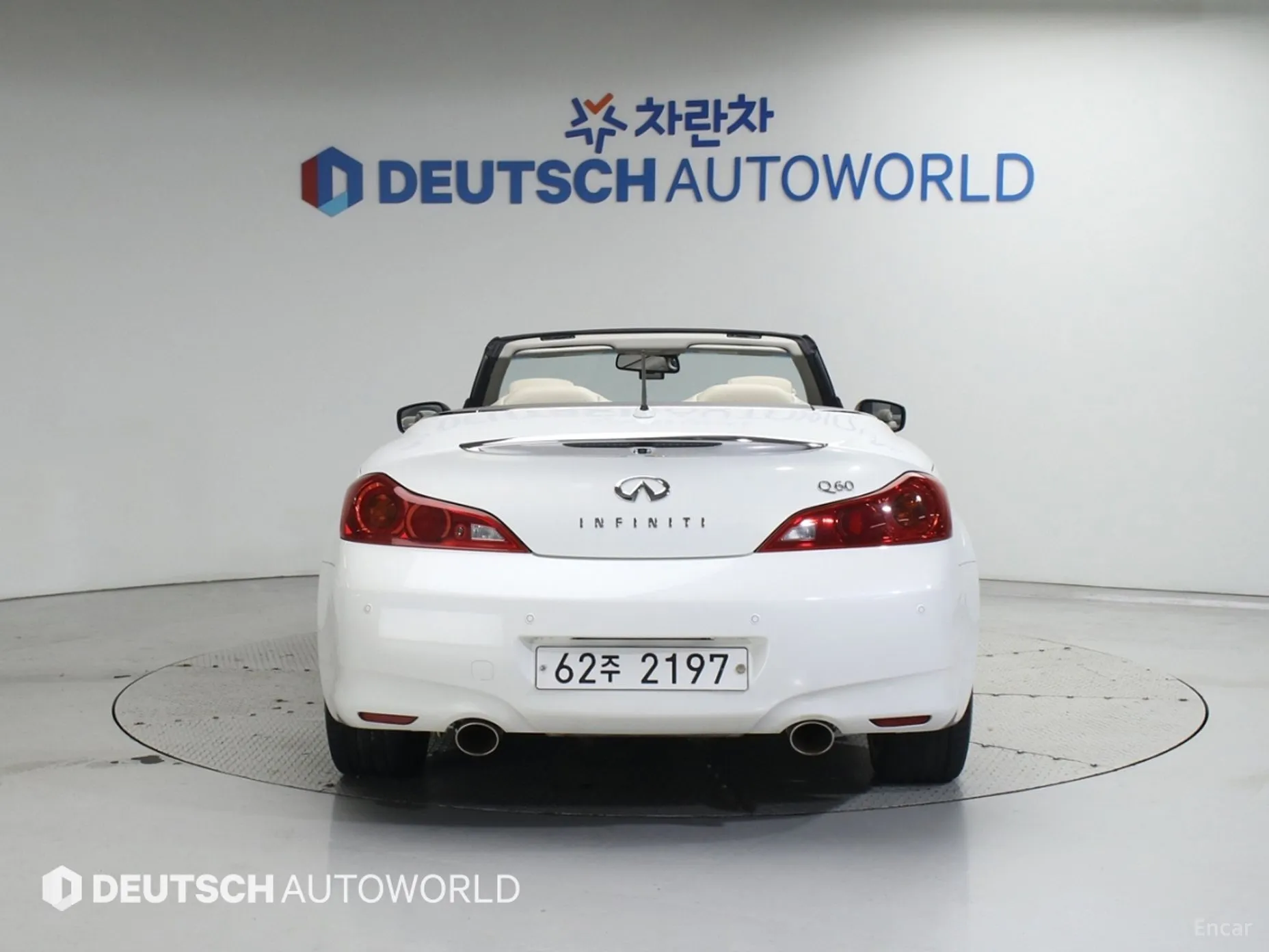 Infiniti Q60 превью 4
