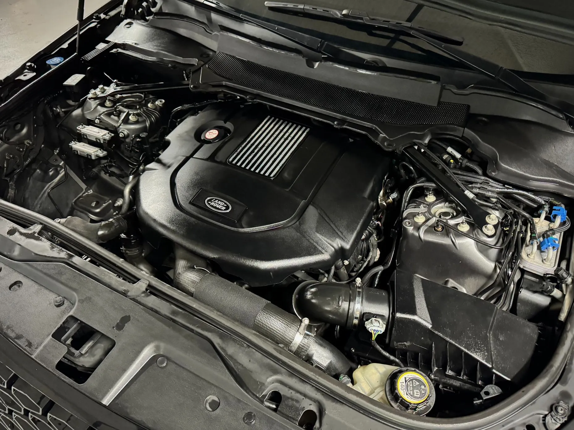 Land Rover Discovery 5 превью 6