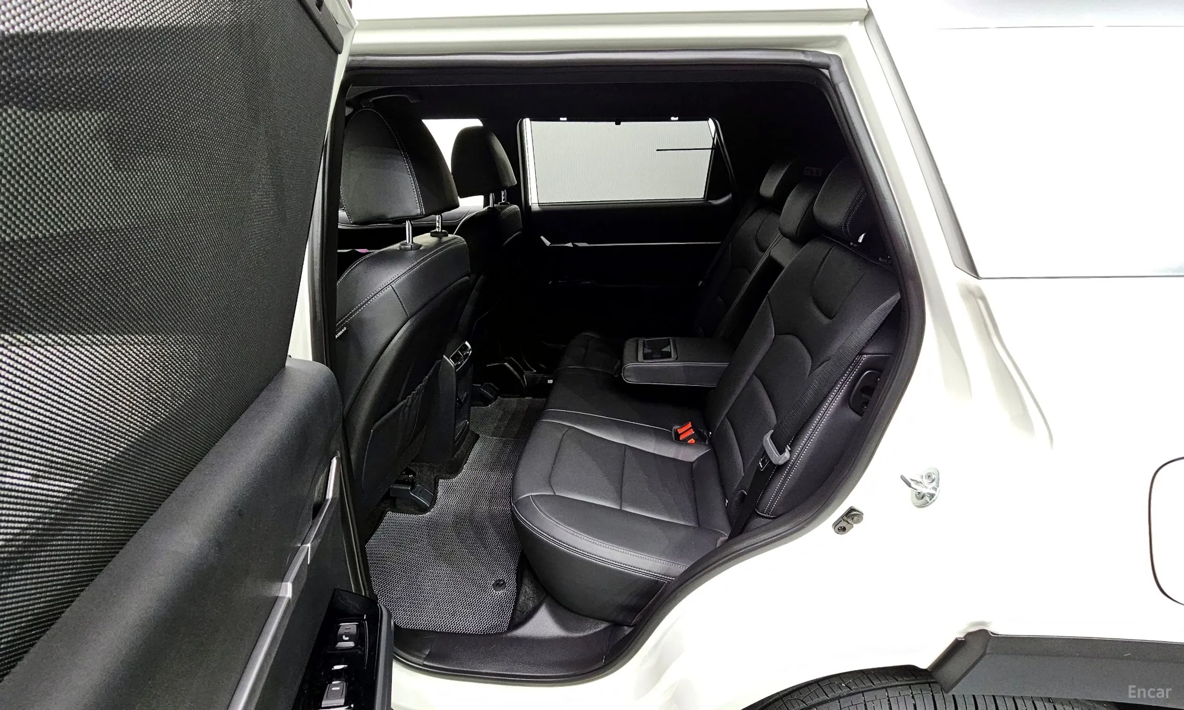 KG Mobility (SsangYong) Torres превью 11