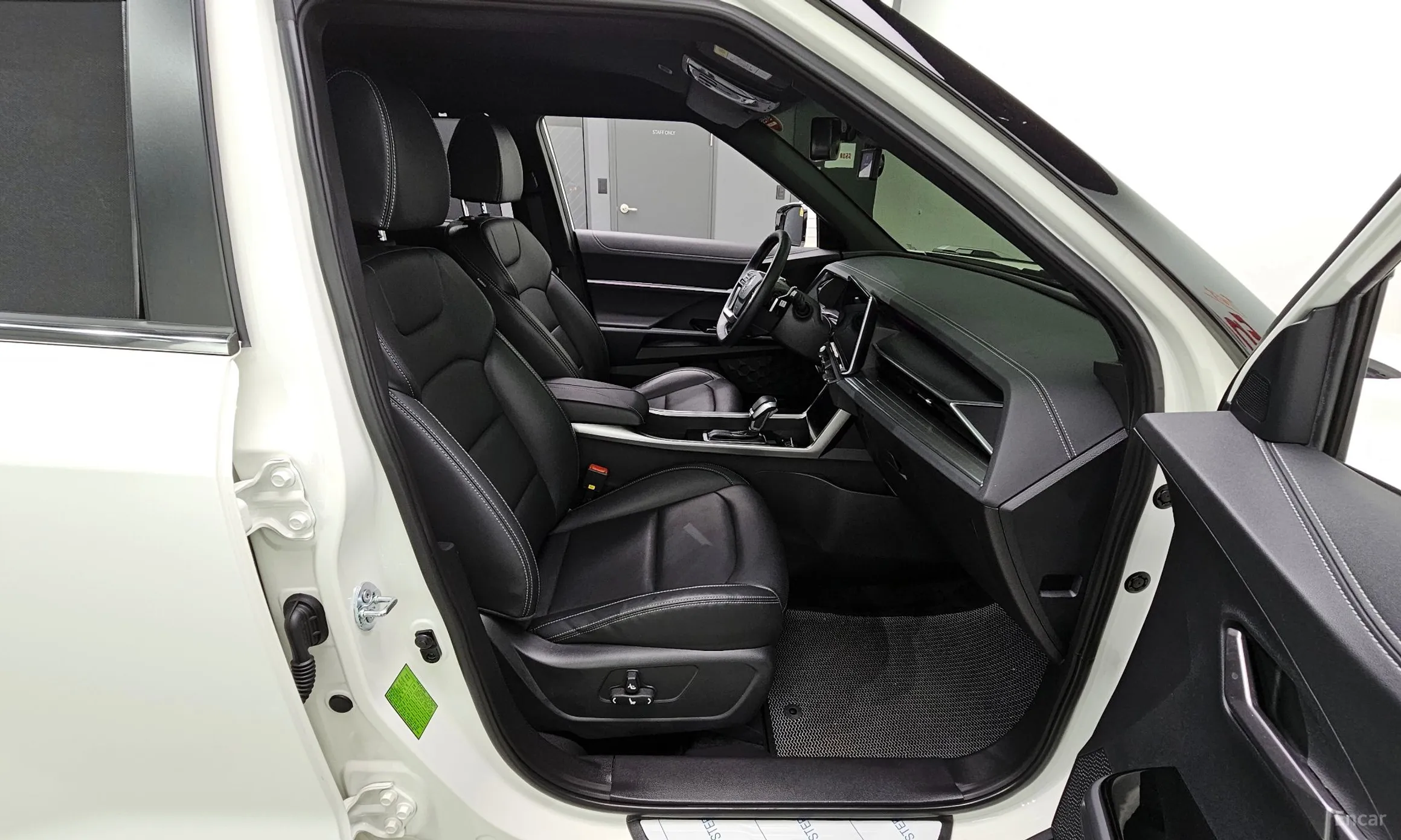 KG Mobility (SsangYong) Torres превью 12