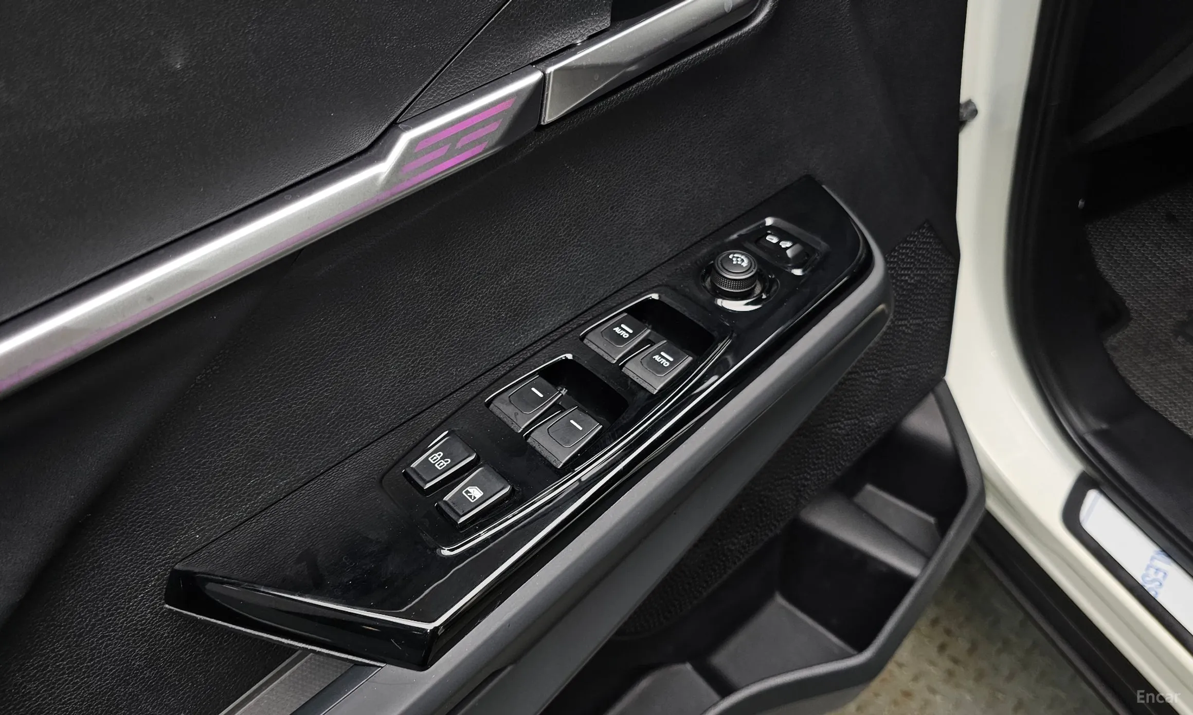KG Mobility (SsangYong) Torres превью 13