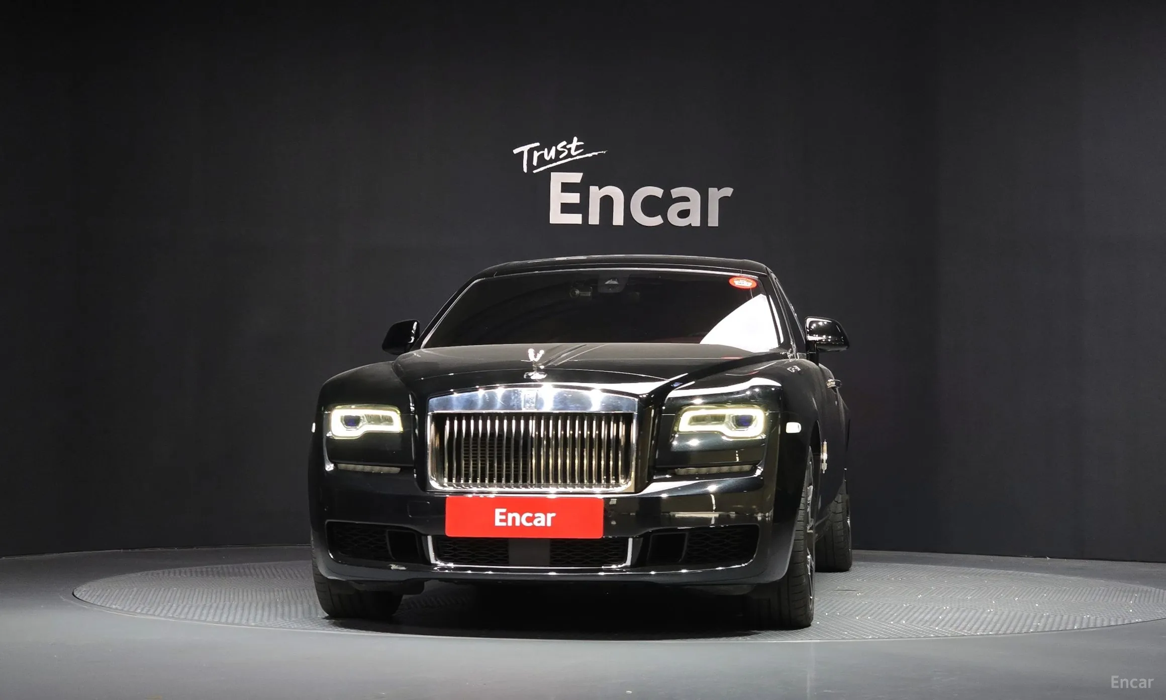 Rolls-Royce Ghost превью 3