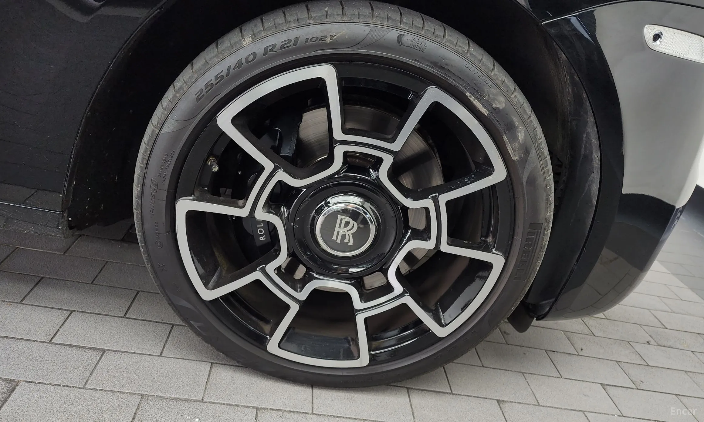 Rolls-Royce Ghost превью 5