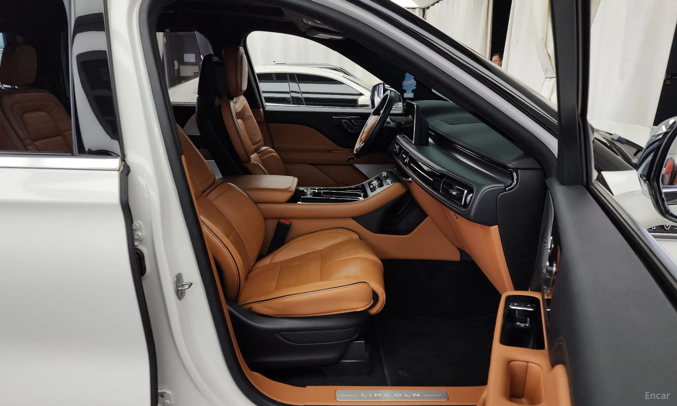 Lincoln Aviator 2nd Generation превью 11