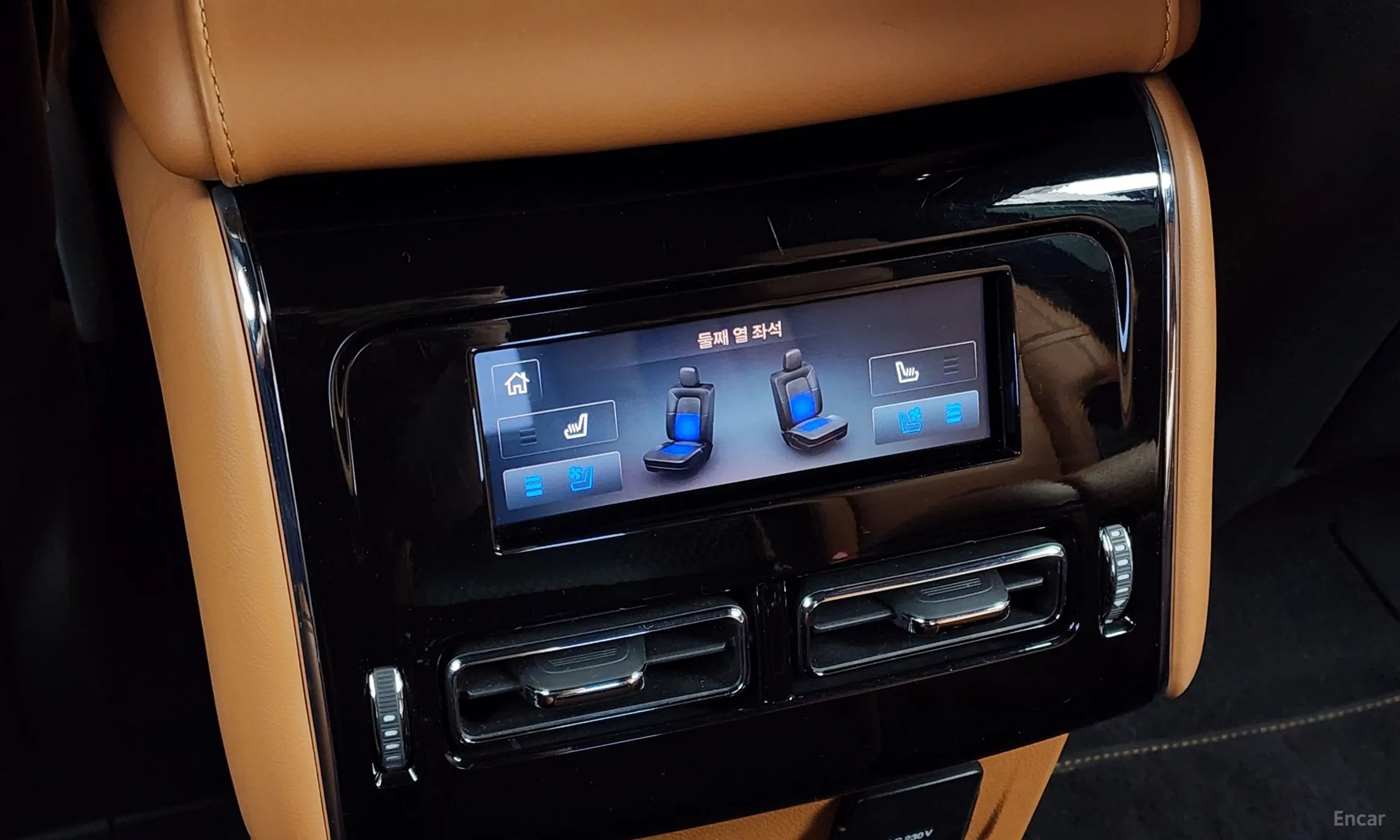 Lincoln Aviator 2nd Generation превью 19
