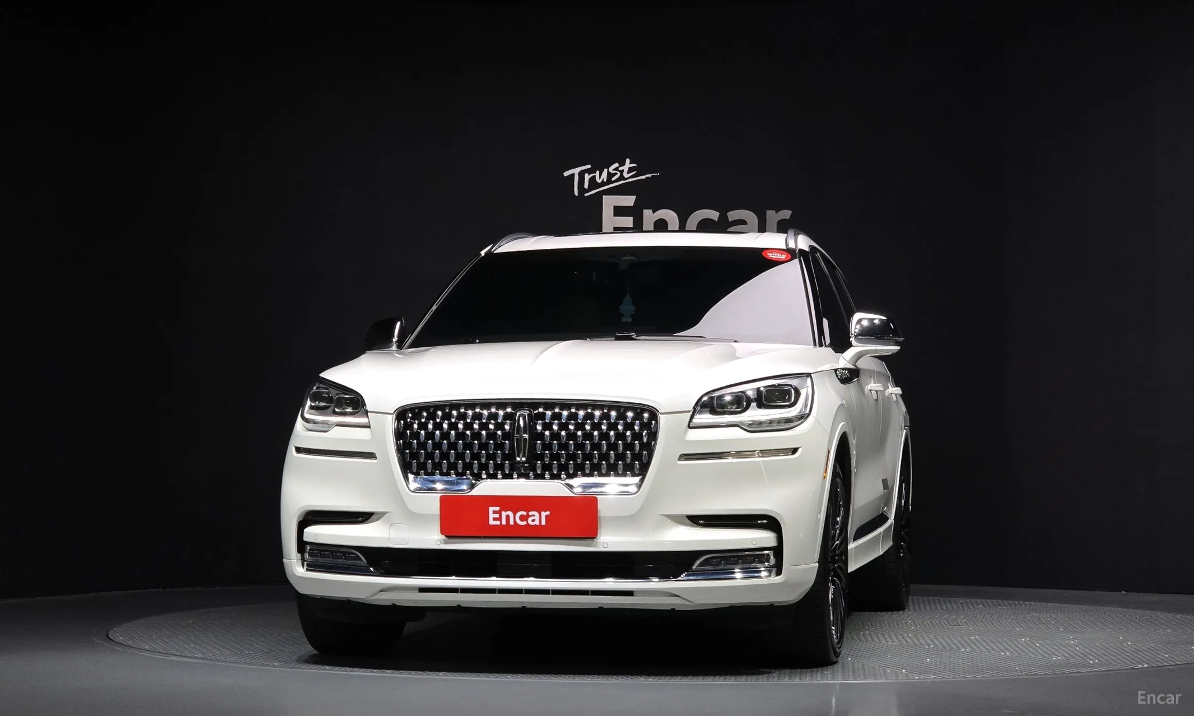 Lincoln Aviator 2nd Generation превью 3