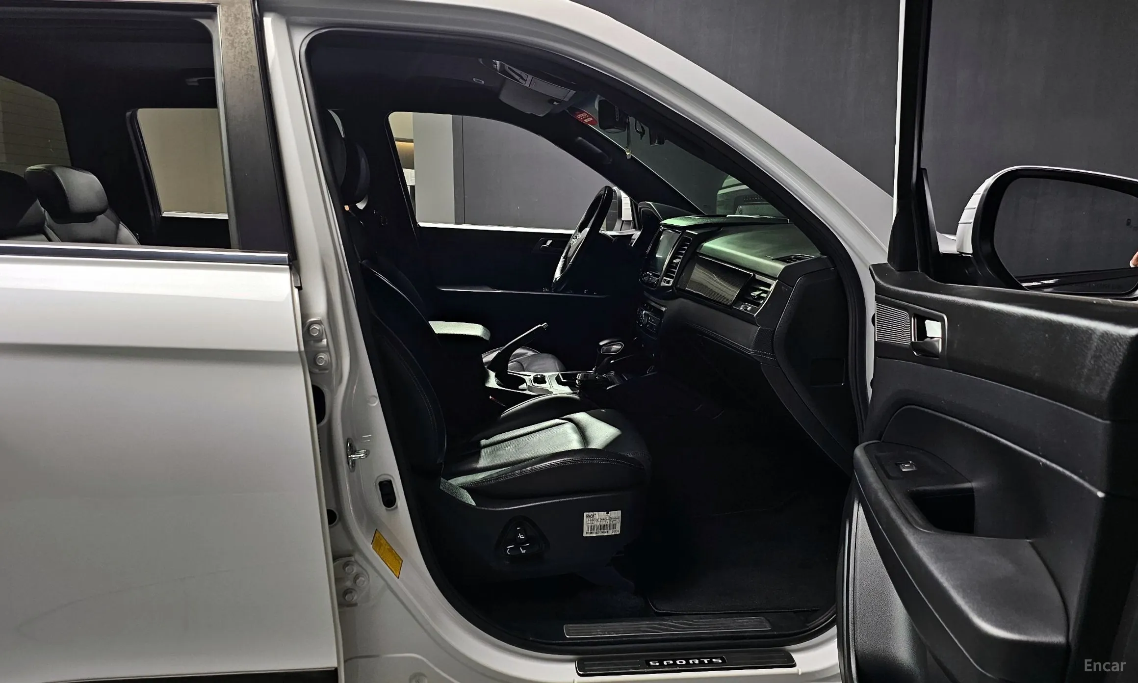 KG Mobility (SsangYong) Rexton Sports превью 11