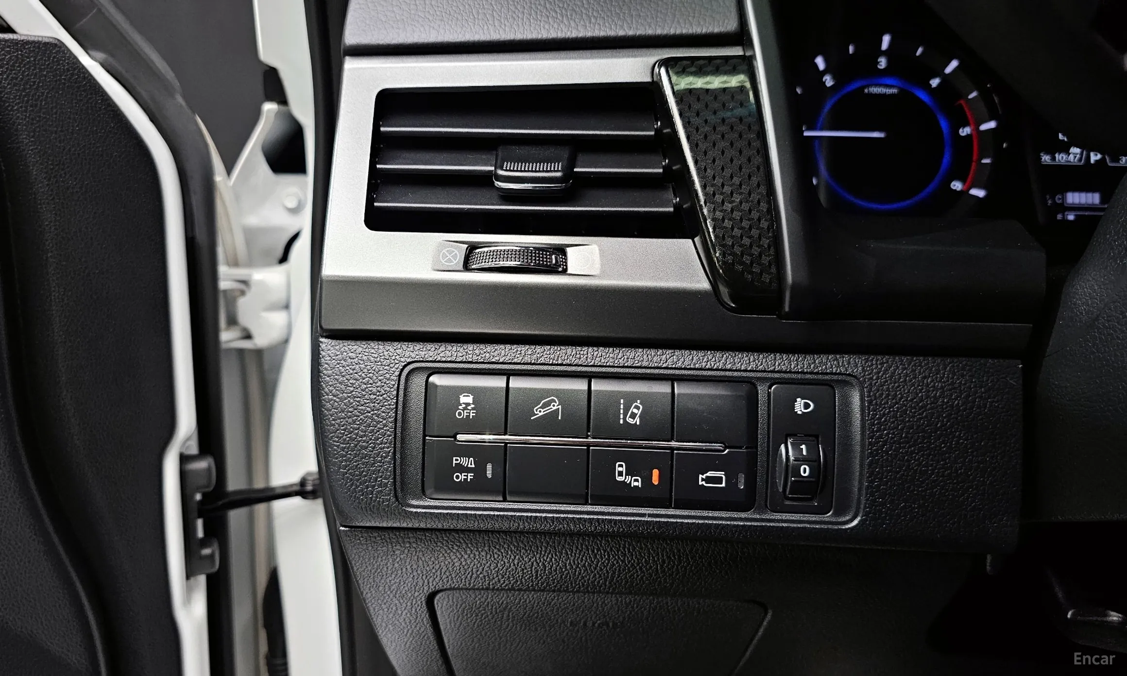 KG Mobility (SsangYong) Rexton Sports превью 17