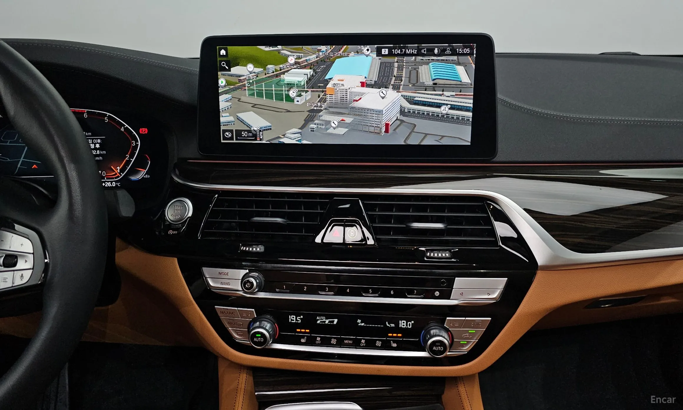 BMW 5 Series (G30) превью 14