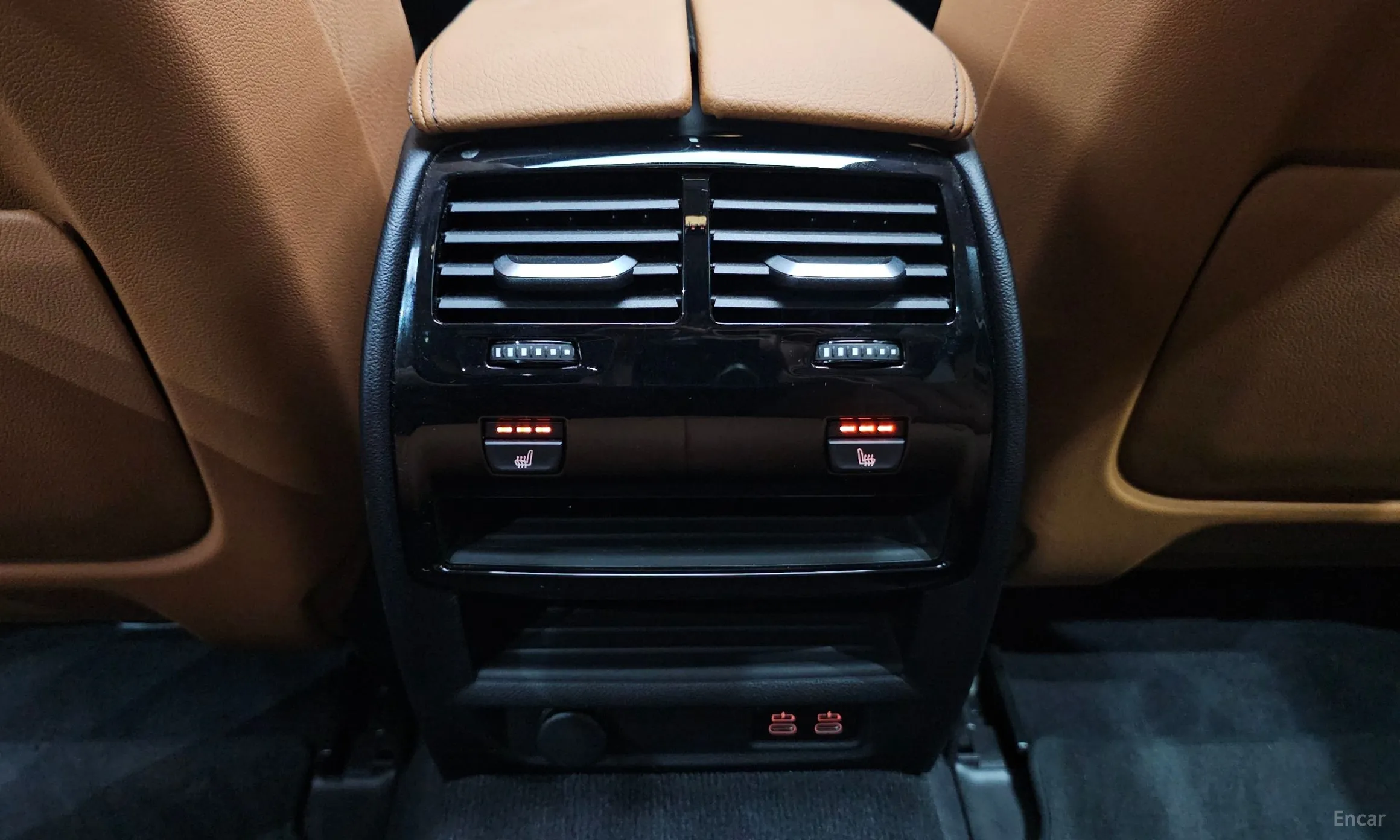 BMW 5 Series (G30) превью 18
