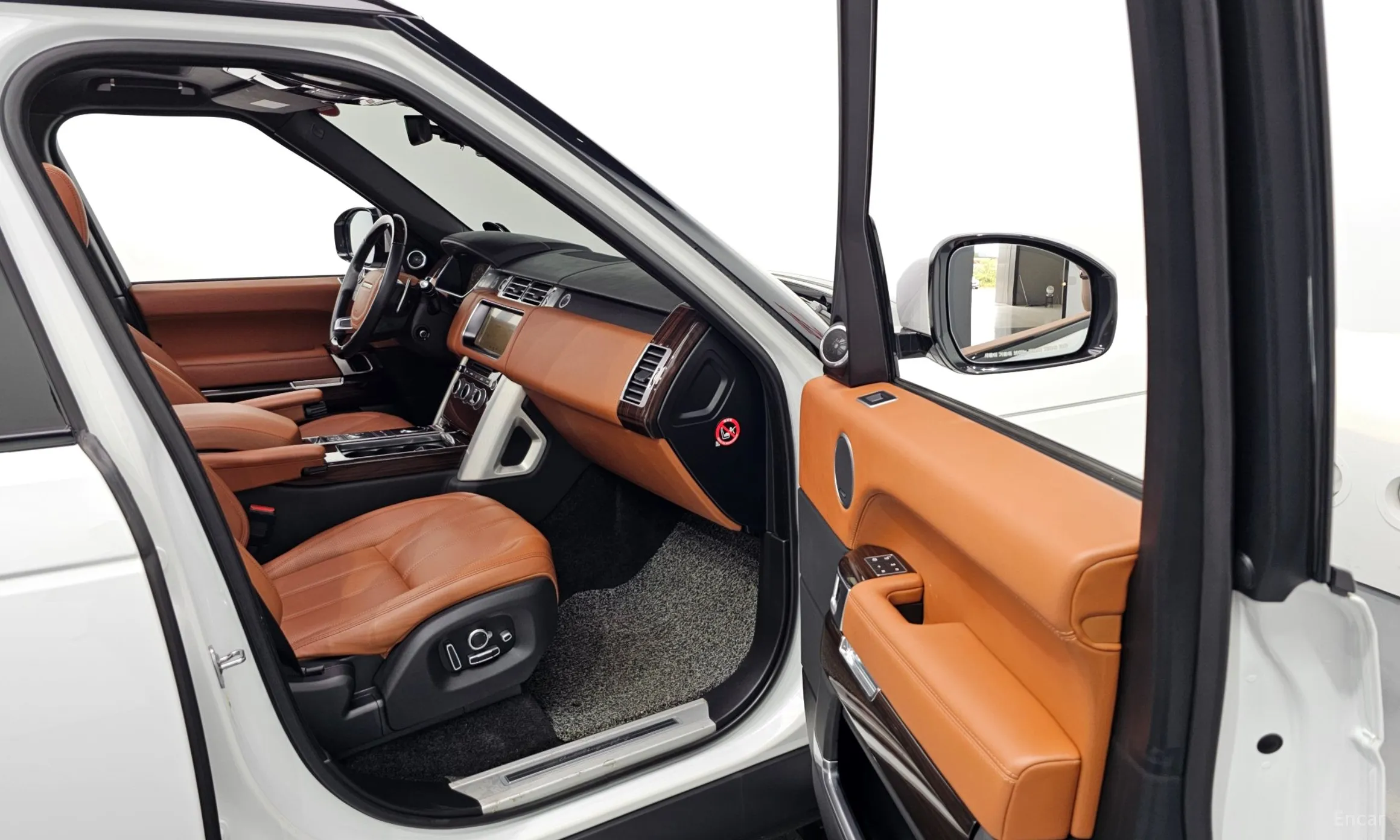 Land Rover Range Rover 4th Generation превью 11