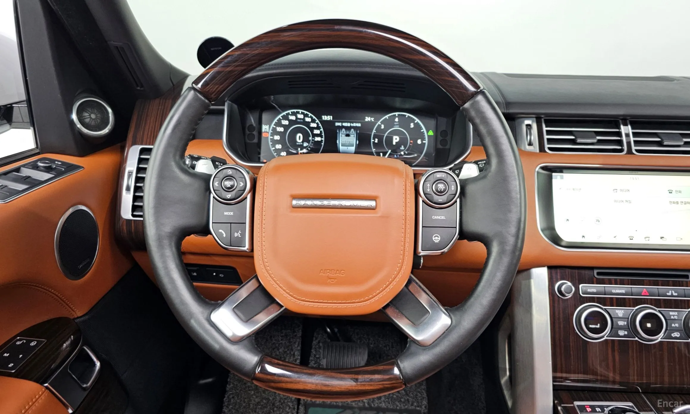 Land Rover Range Rover 4th Generation превью 13