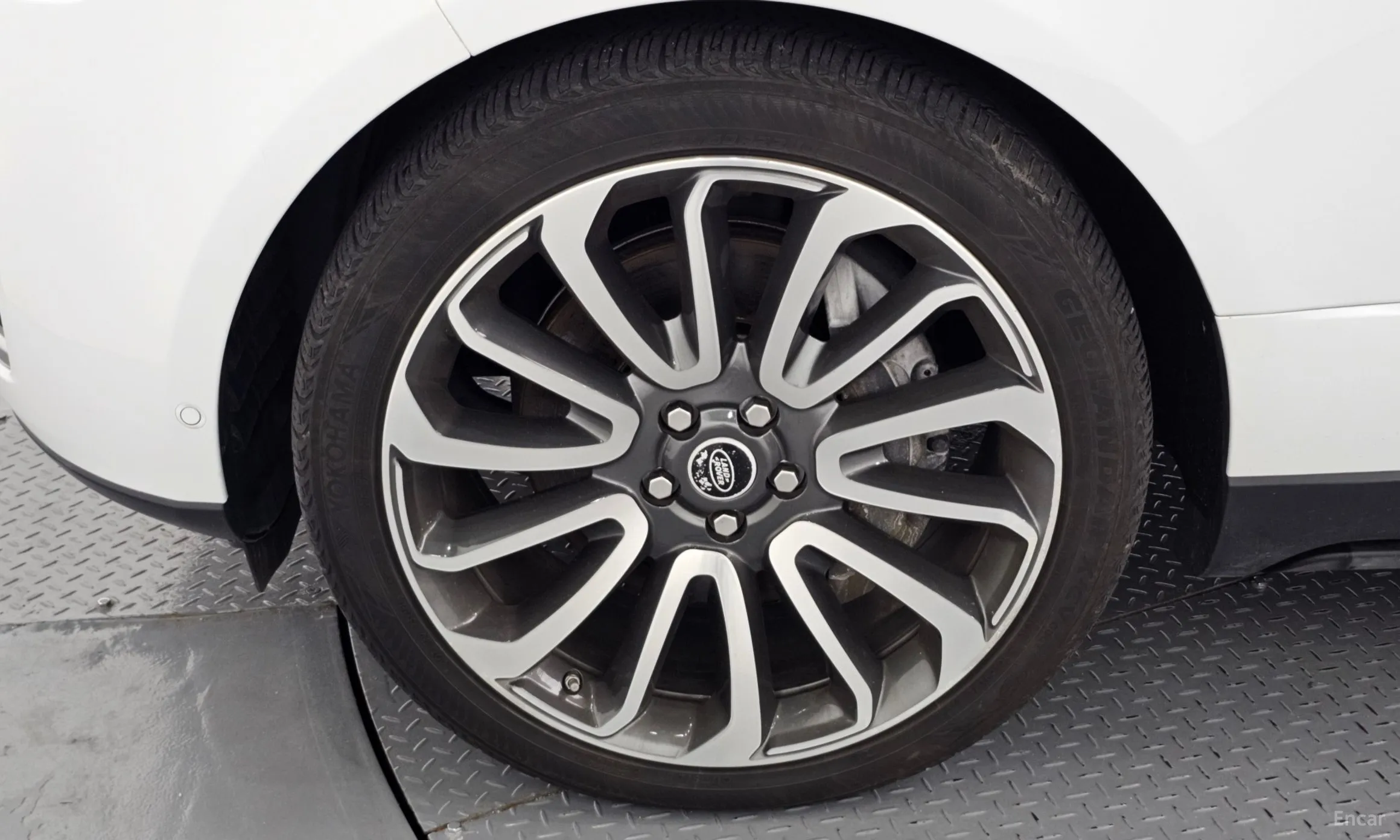 Land Rover Range Rover 4th Generation превью 5
