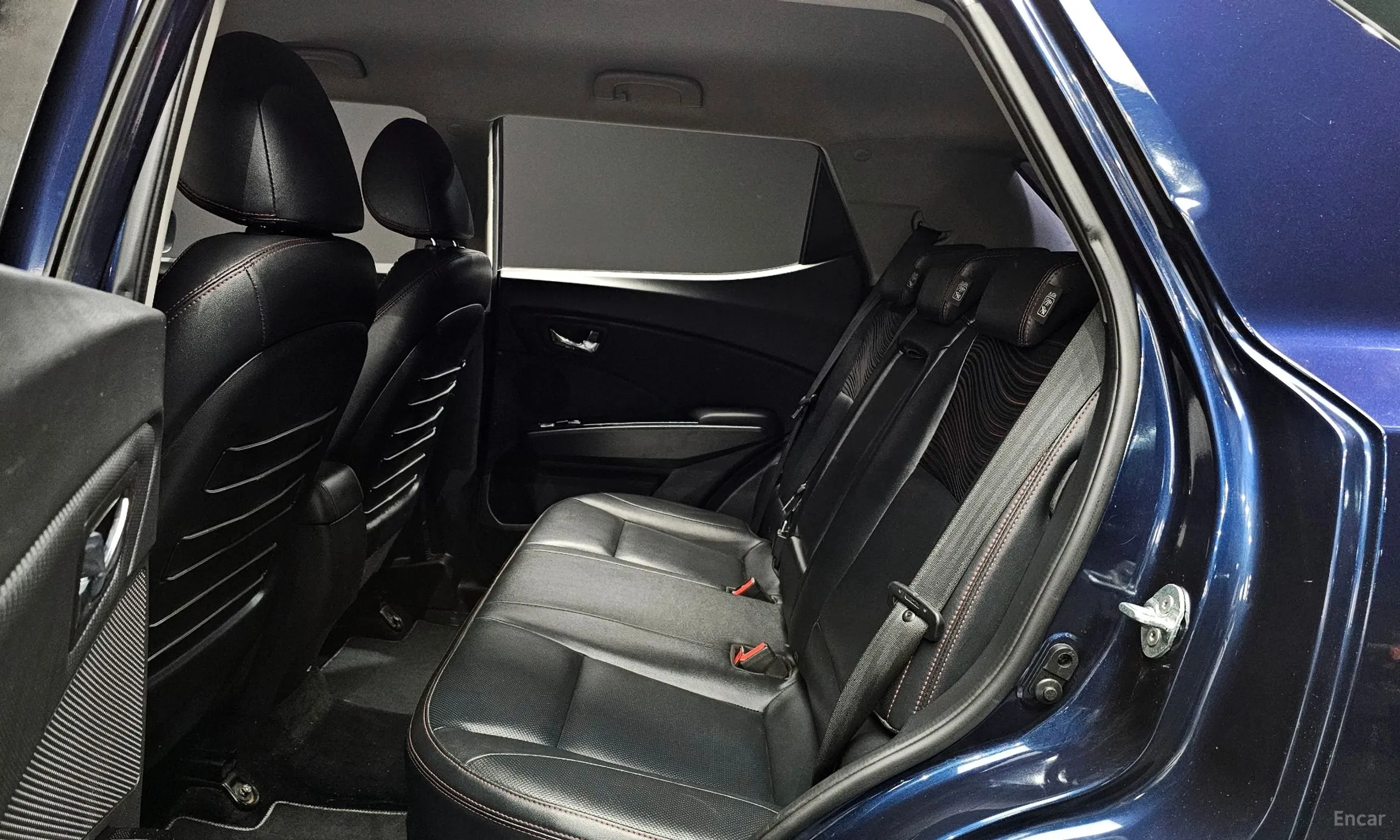 KG Mobility (SsangYong) Tivoli Air превью 12