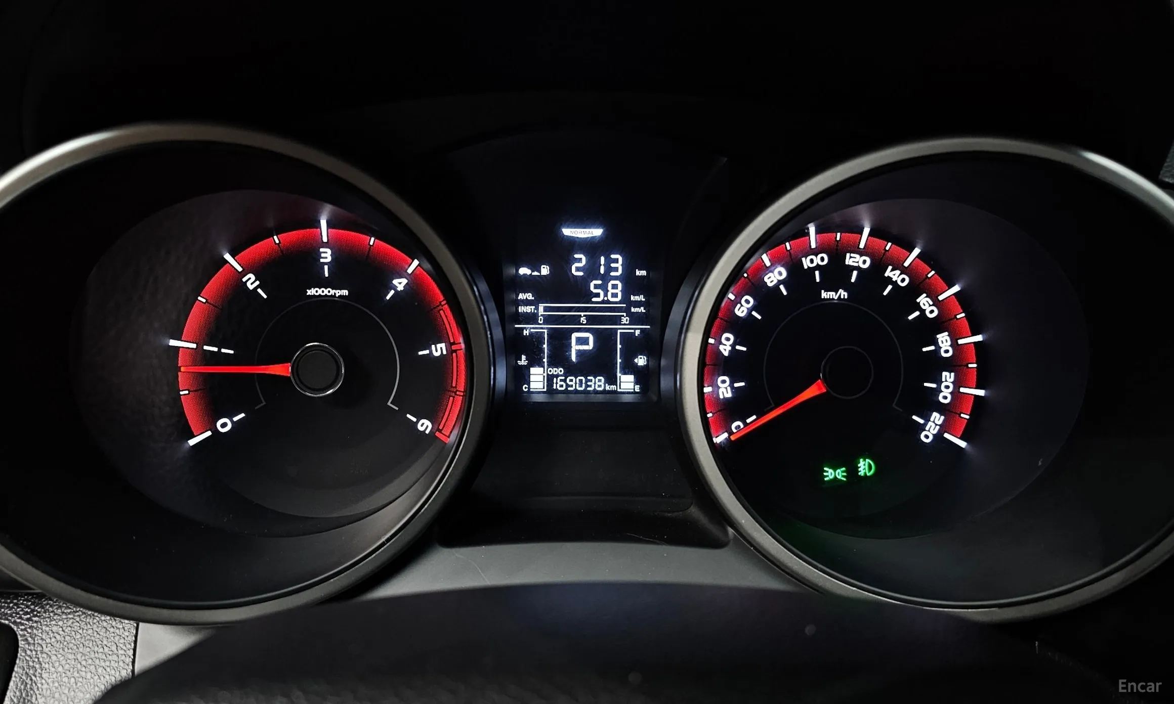 KG Mobility (SsangYong) Tivoli Air превью 8
