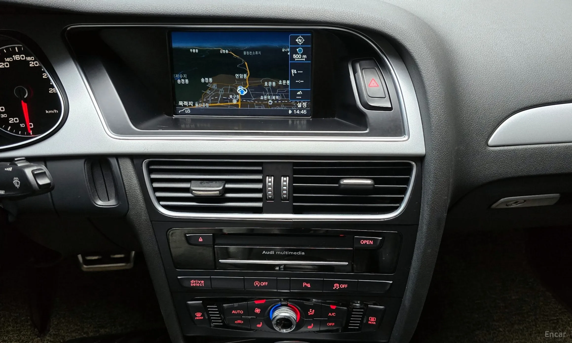 Audi New A4 превью 15