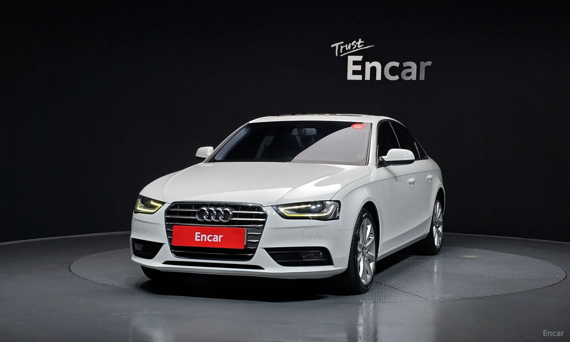 Audi New A4 превью 3