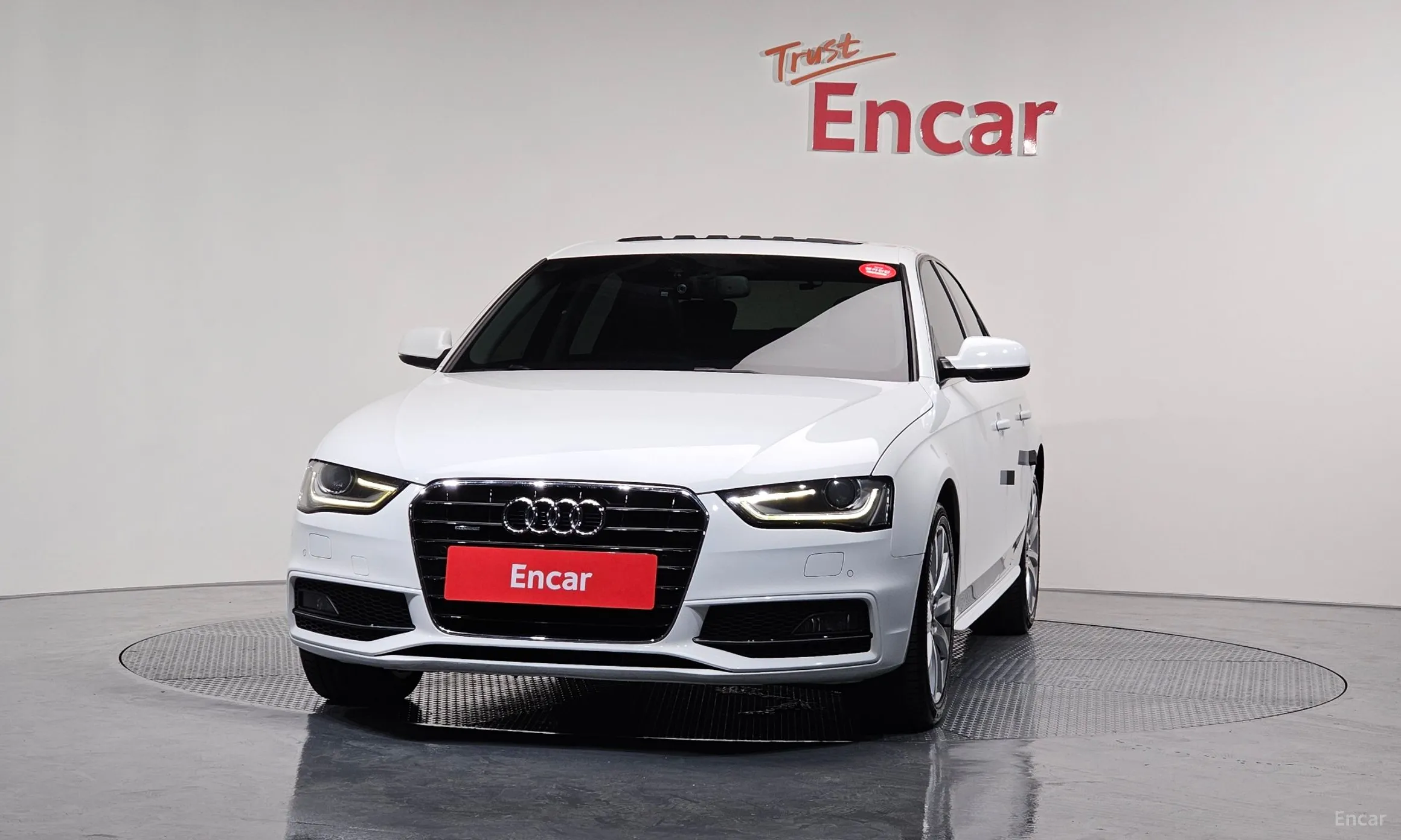 Audi New A4 превью 3