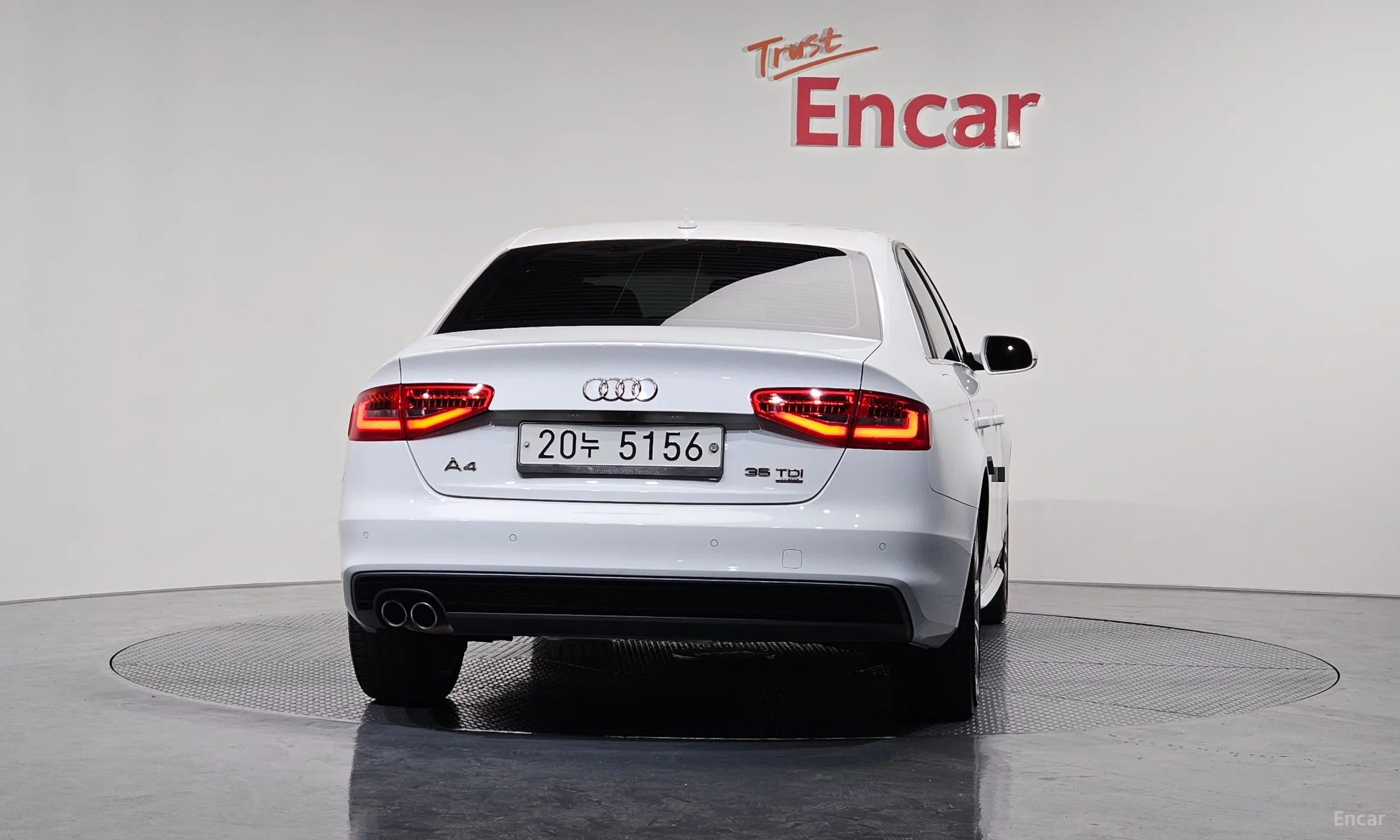 Audi New A4 превью 4