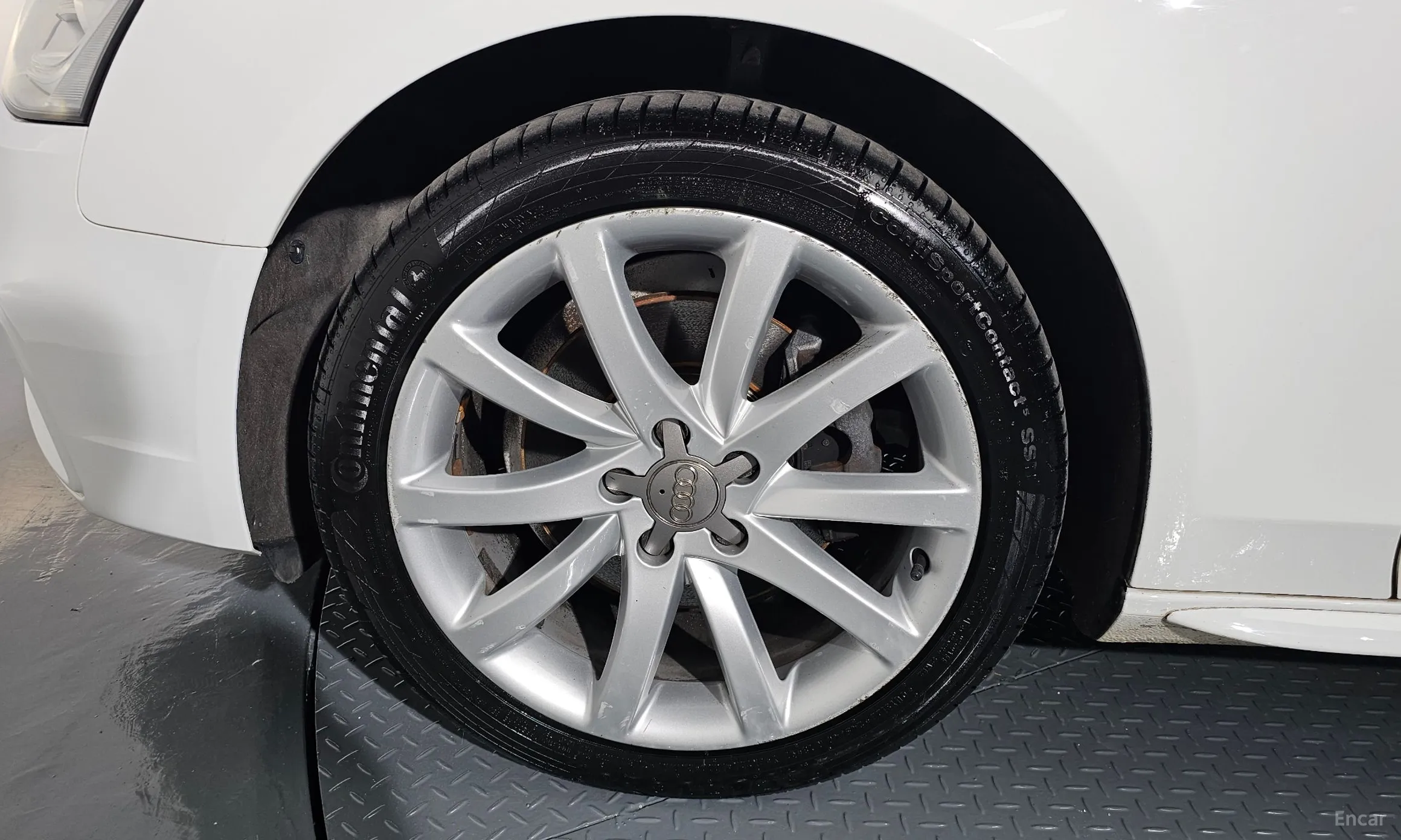 Audi New A4 превью 5