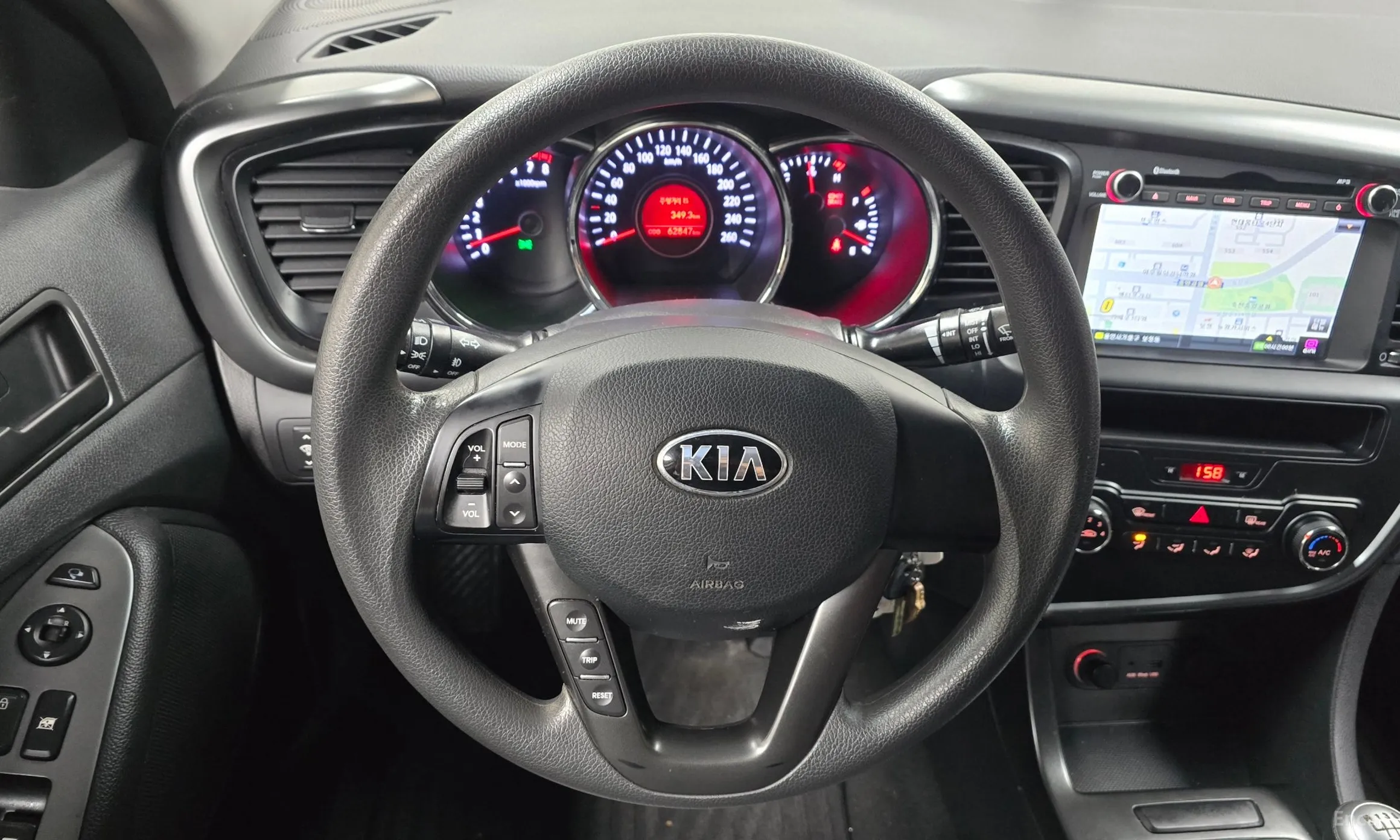 Kia K5 превью 13