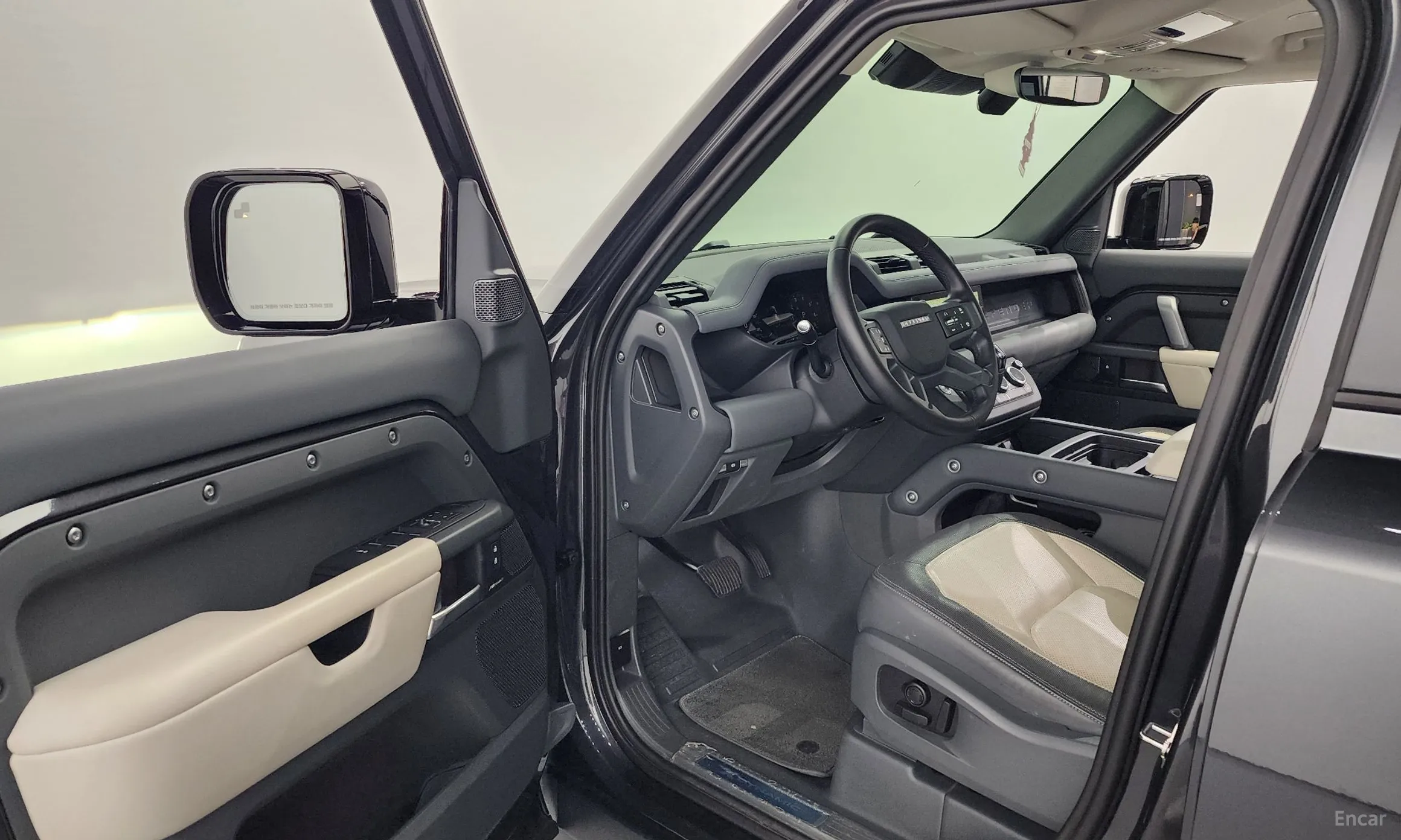 Land Rover Defender (L663) превью 10