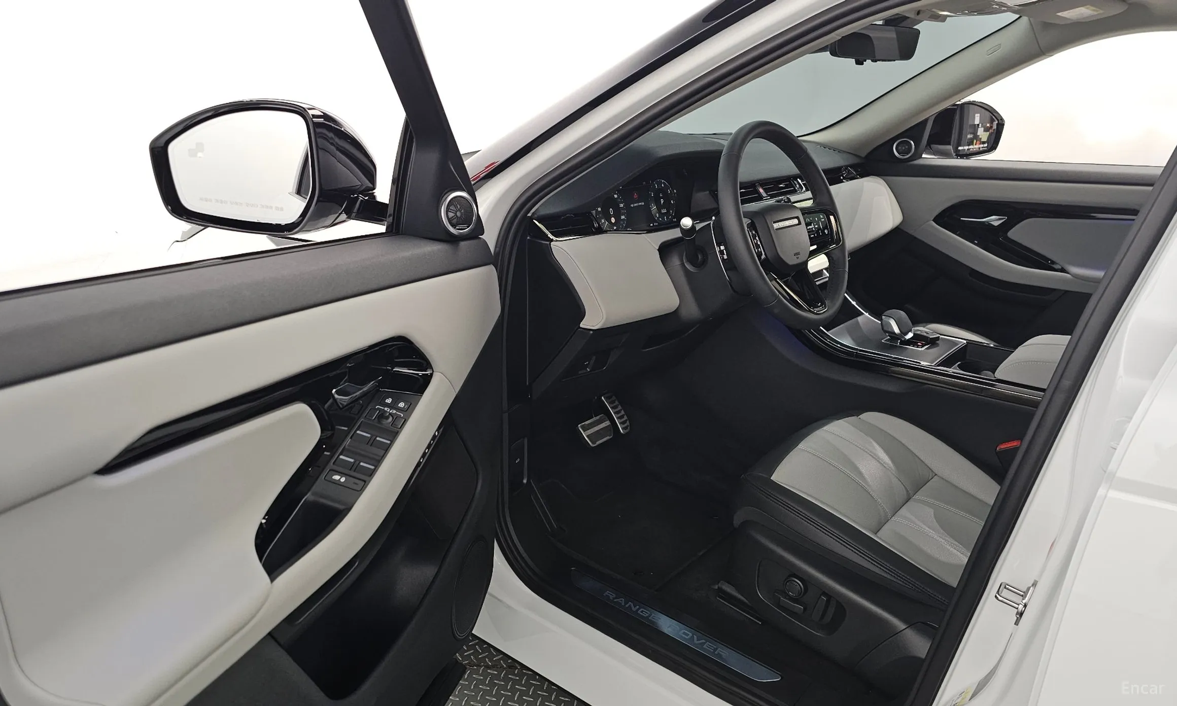 Land Rover Range Rover Evoque 2nd Generation превью 10