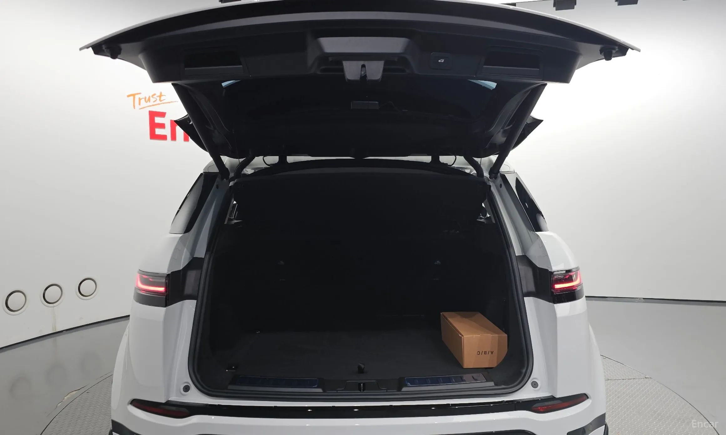 Land Rover Range Rover Evoque 2nd Generation превью 20